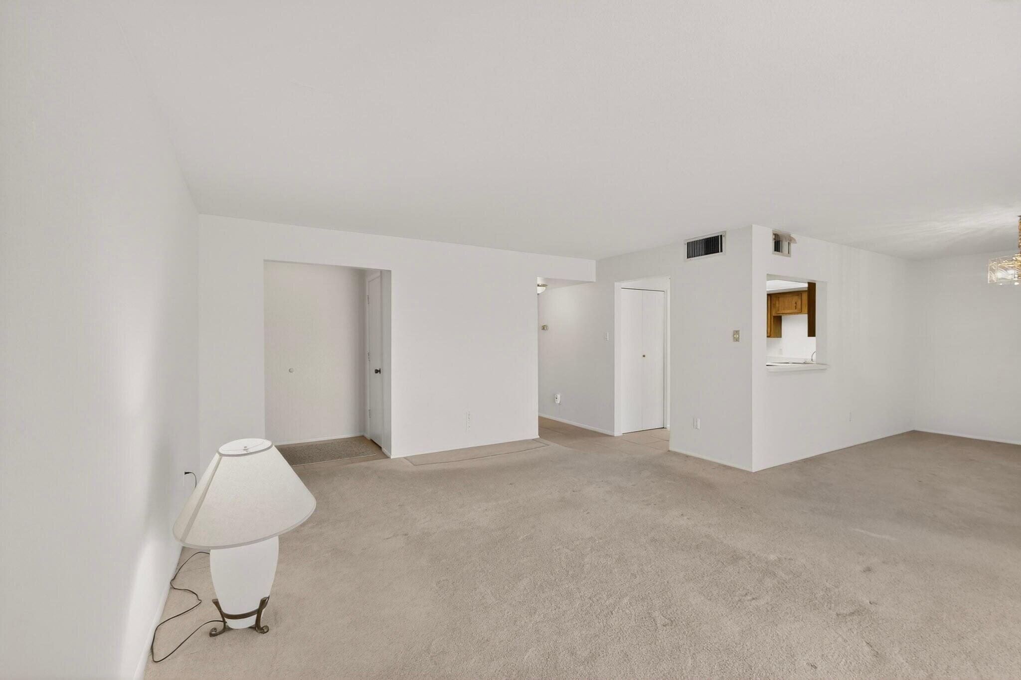 905 Country Club Drive SE APT F