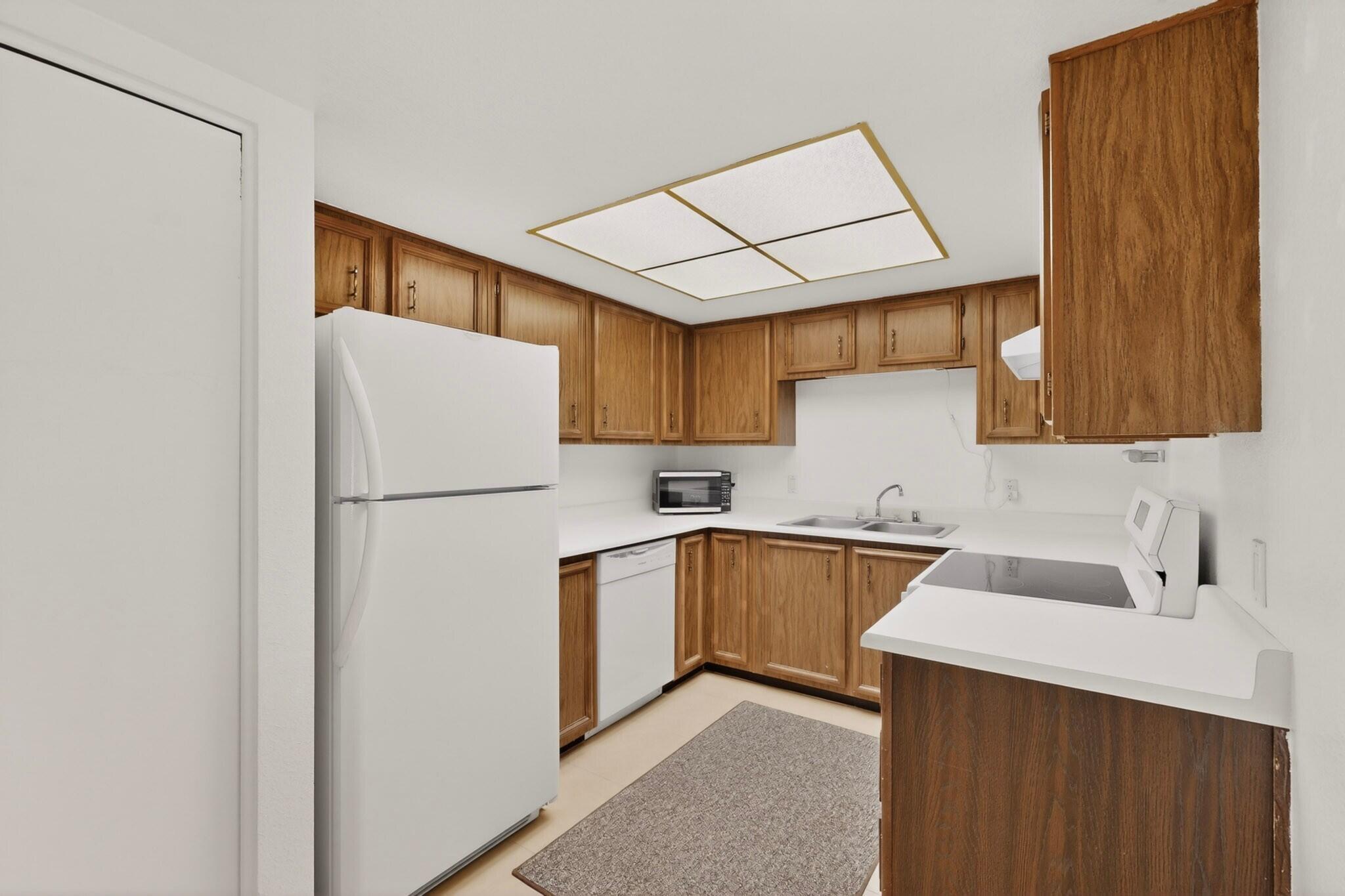 905 Country Club Drive SE APT F