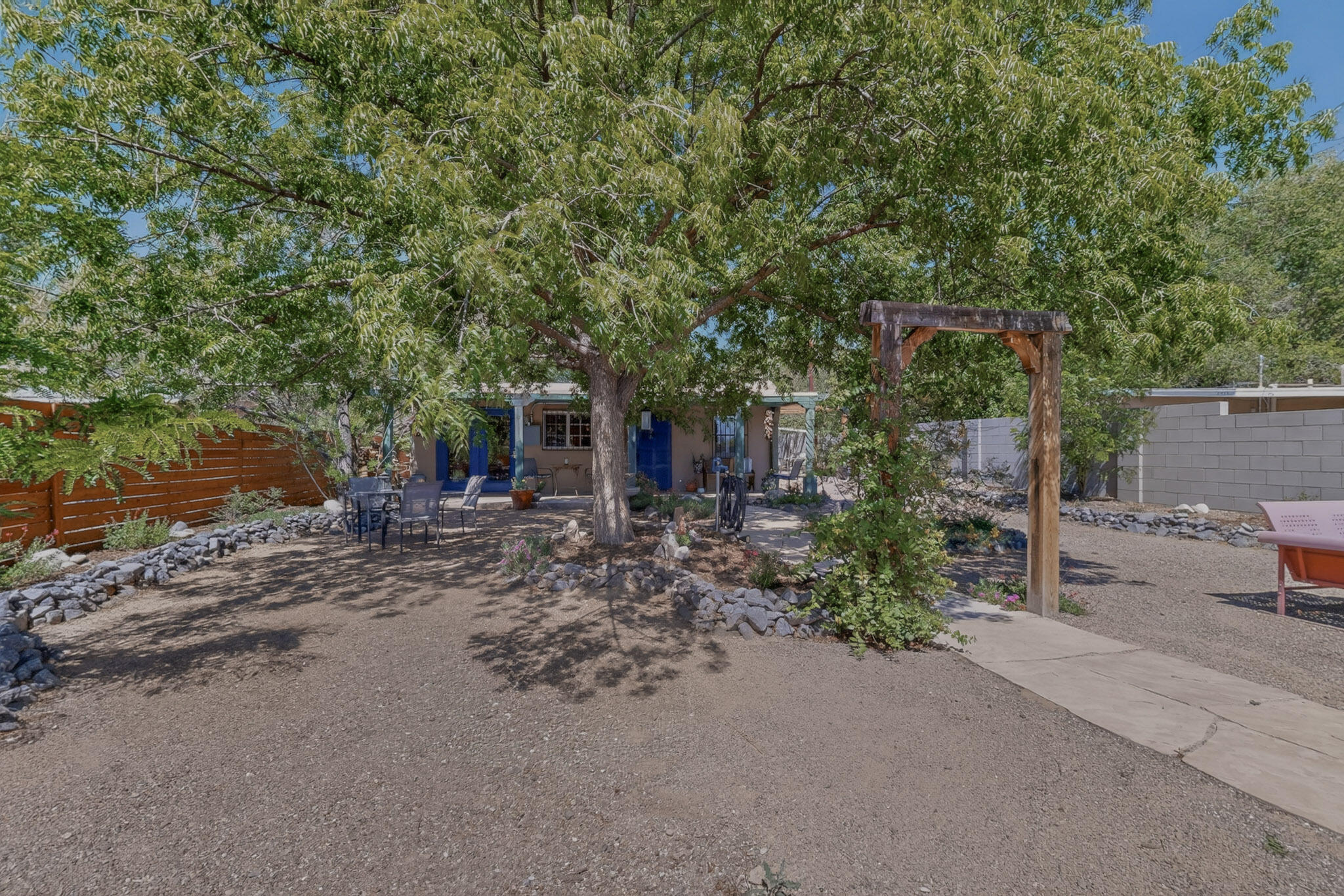 2816 Camilo Lane NW