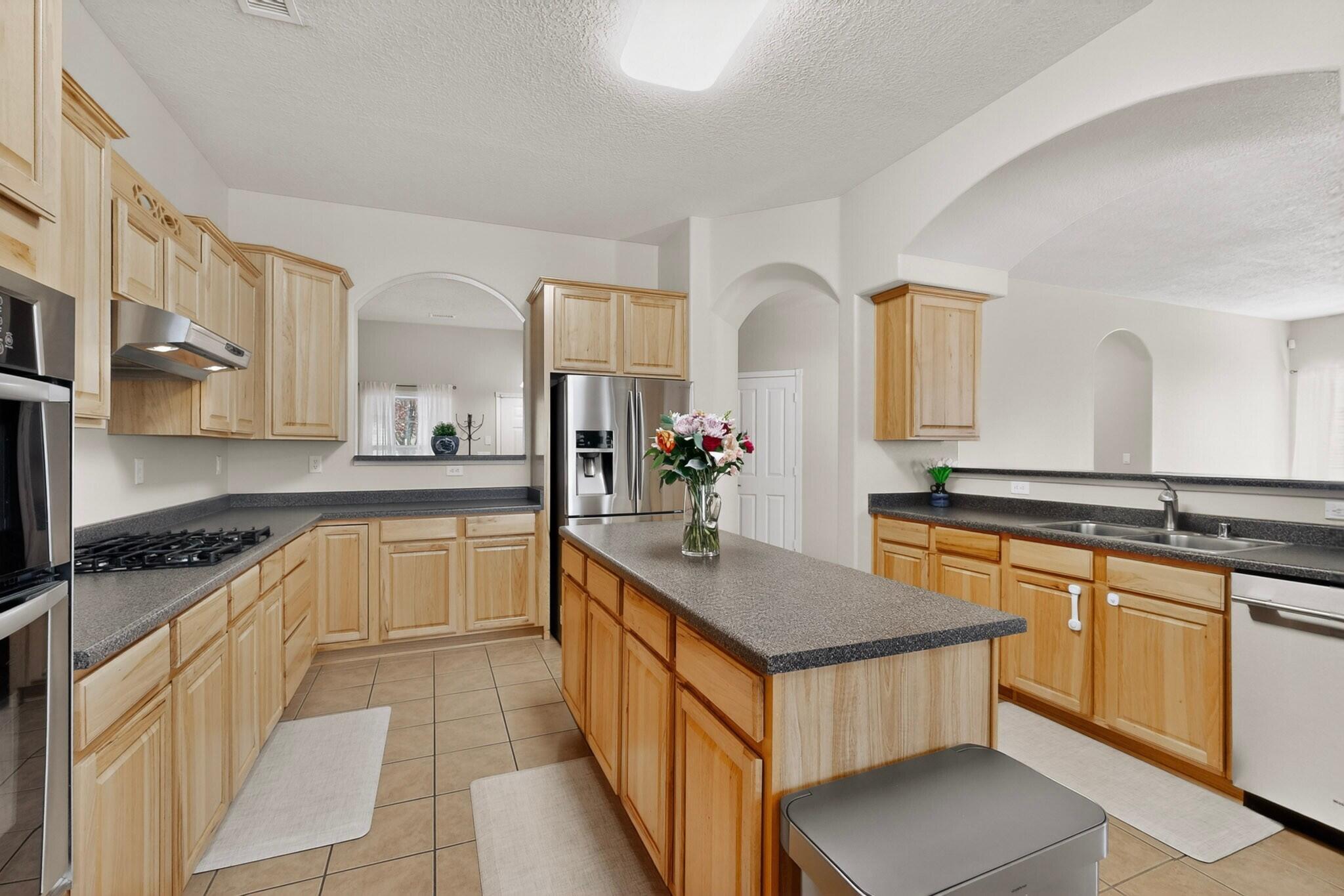 2144 S Ensenada Circle SE