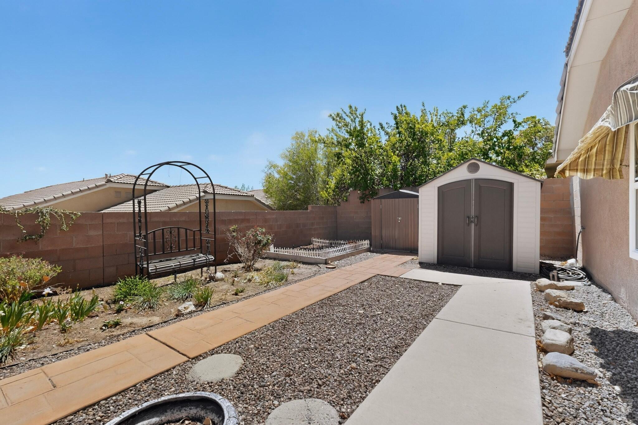 1040 Pacaya Drive NW