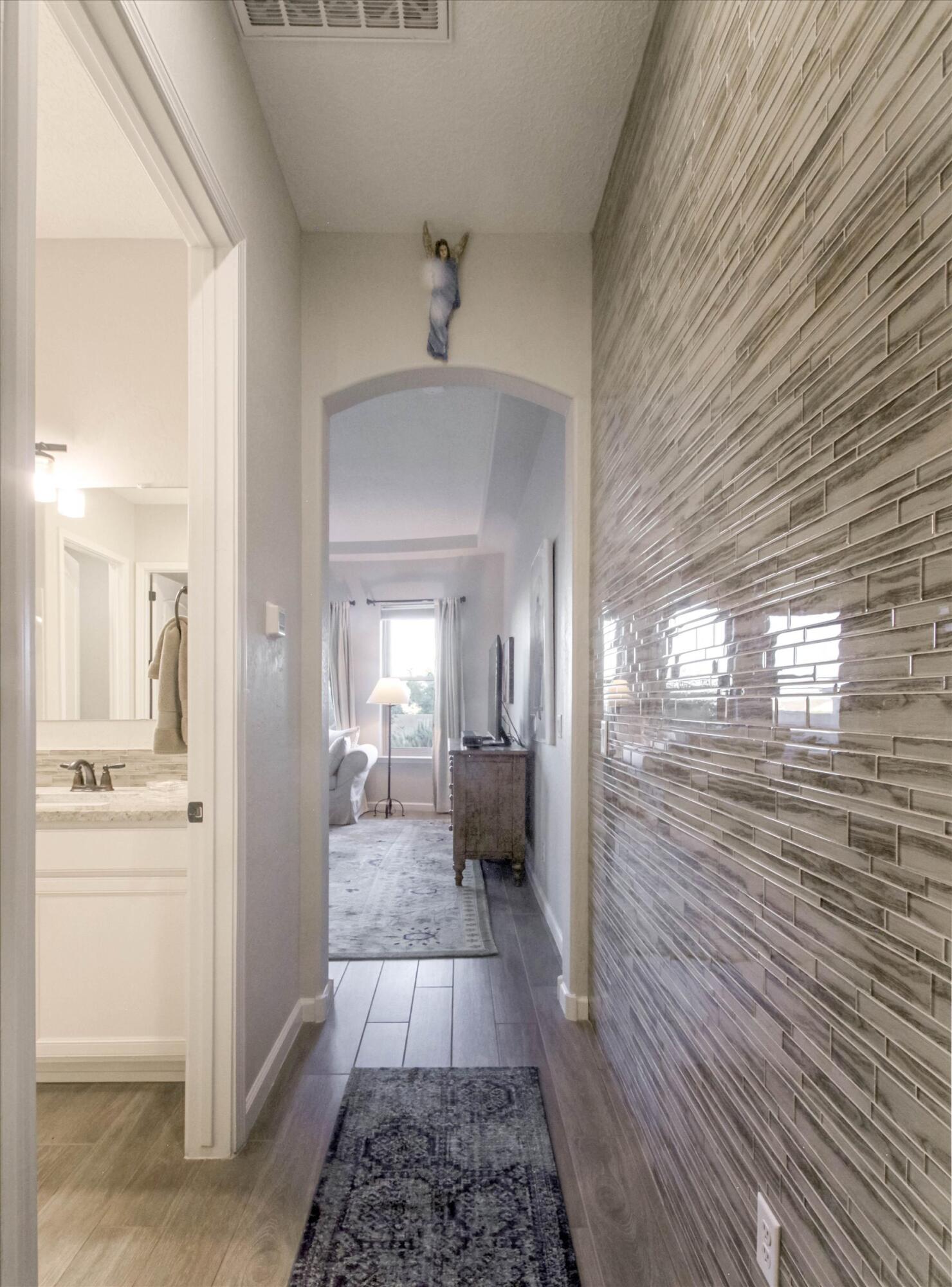 1708 Willow Canyon Trail NW
