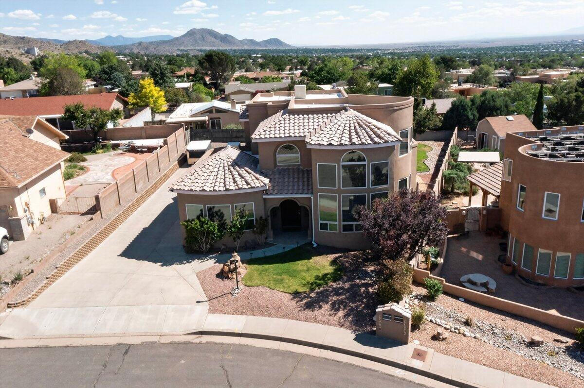 13208 Velma Court NE