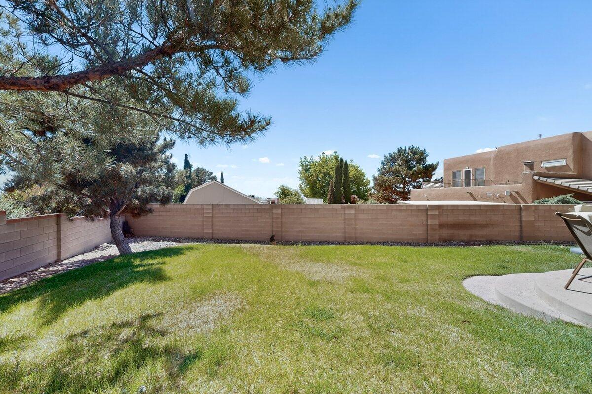 13208 Velma Court NE