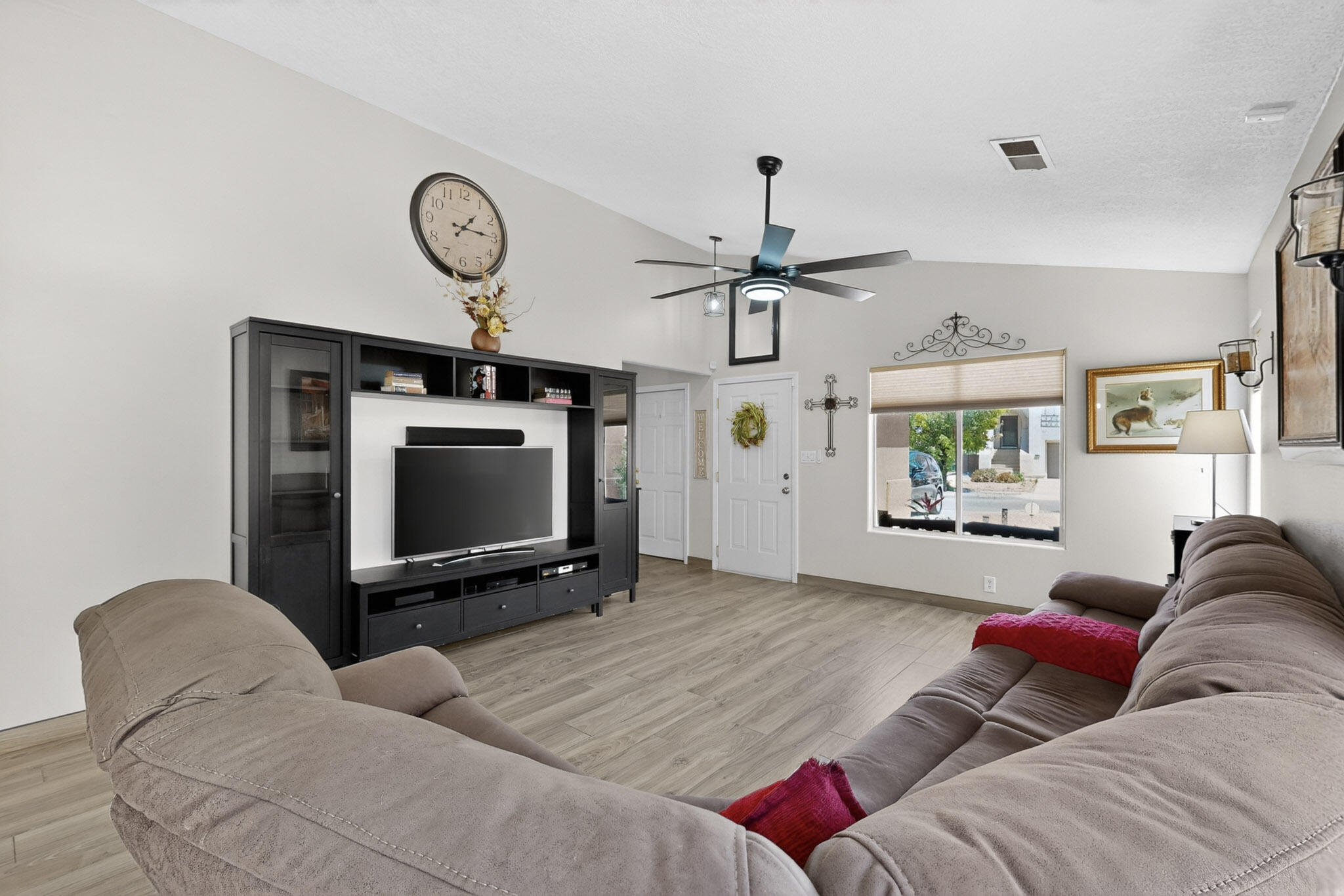 10905 Desert Dreamer Street NW