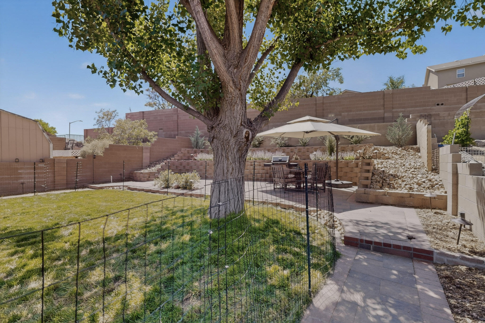 10905 Desert Dreamer Street NW