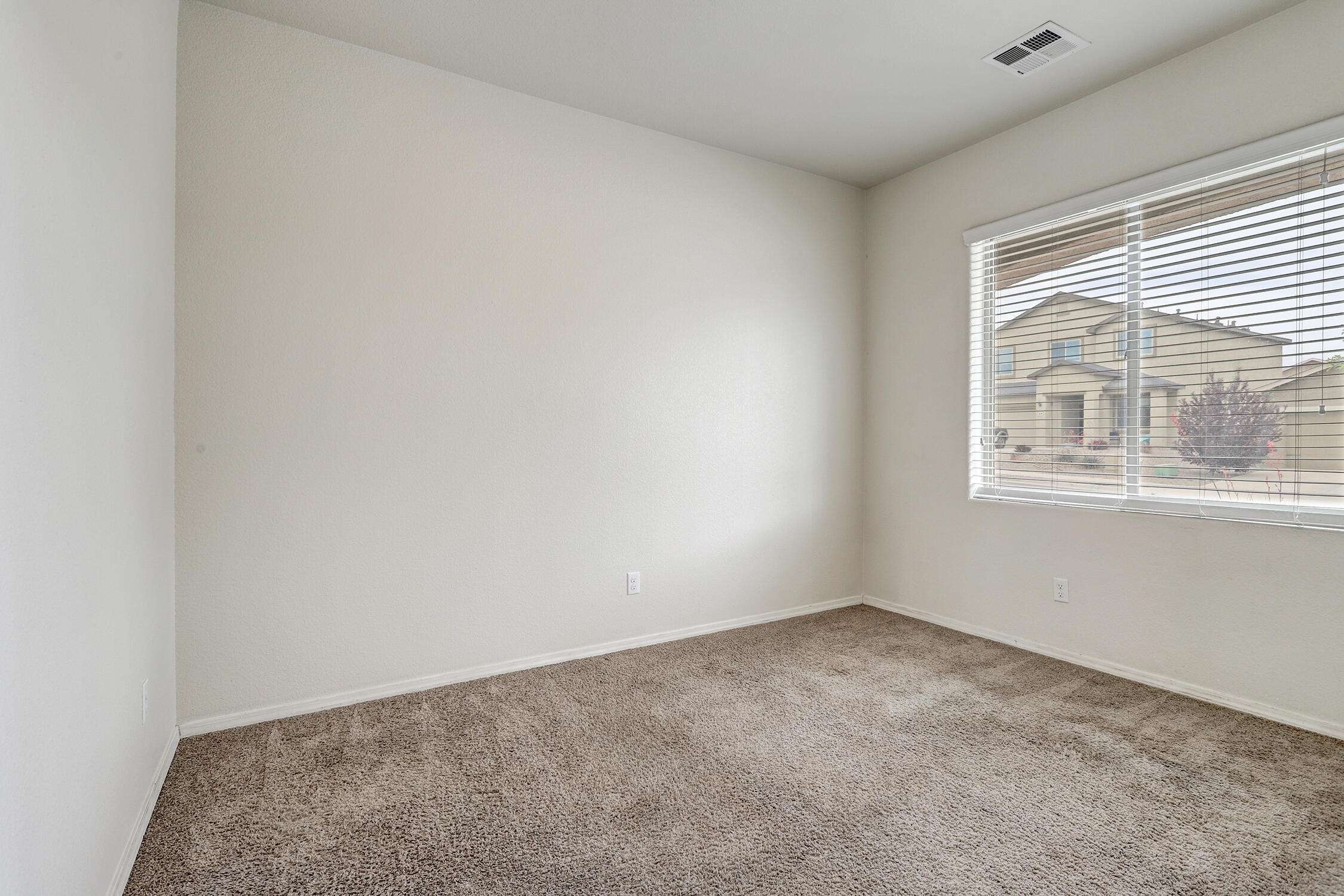 3643 Timberline Road NE