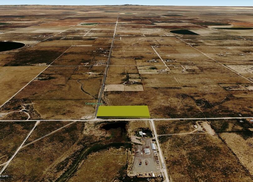 Willow Lake (S11 T7N R8E L16) Road
