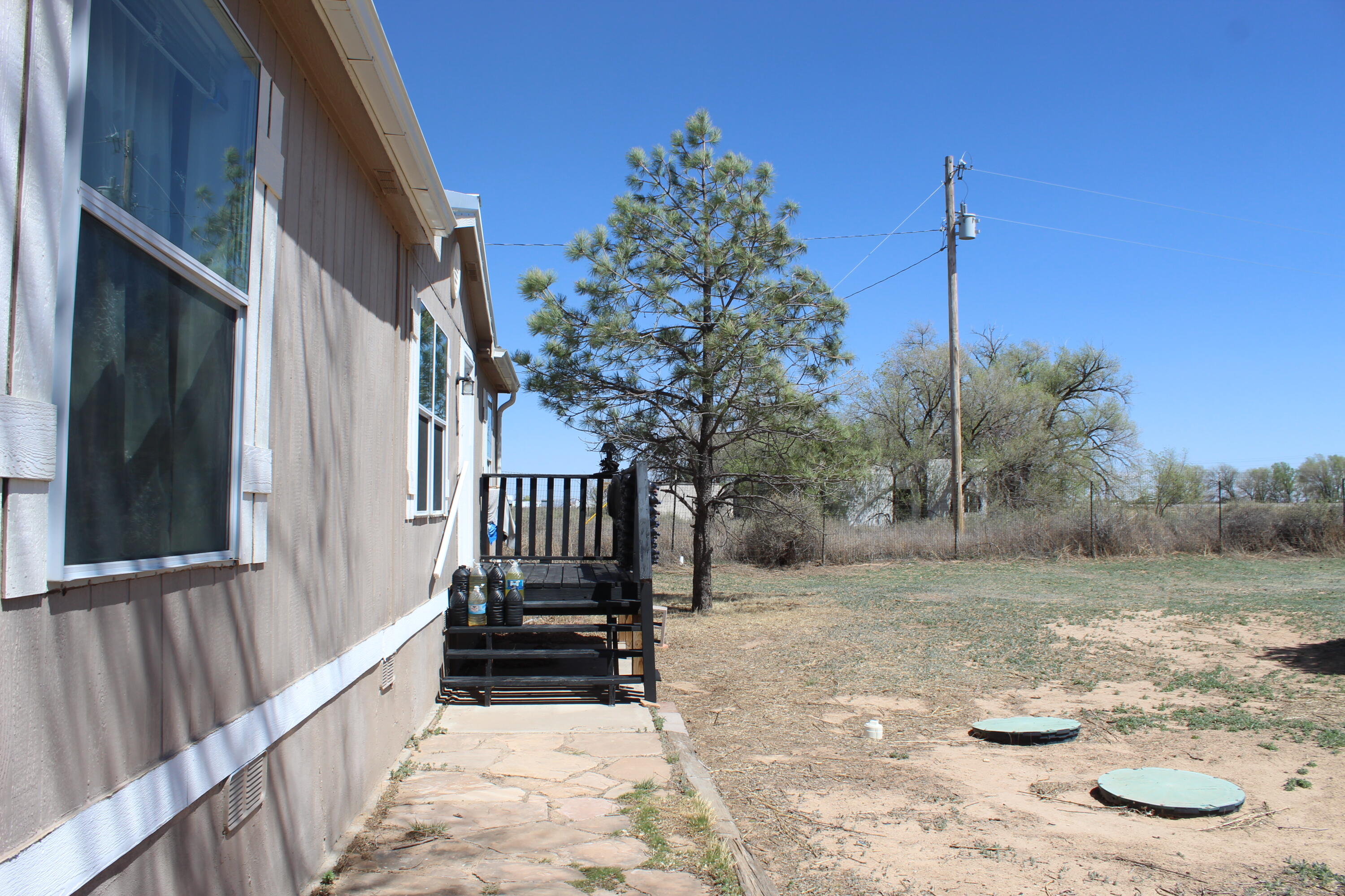406 E Abrahames Road