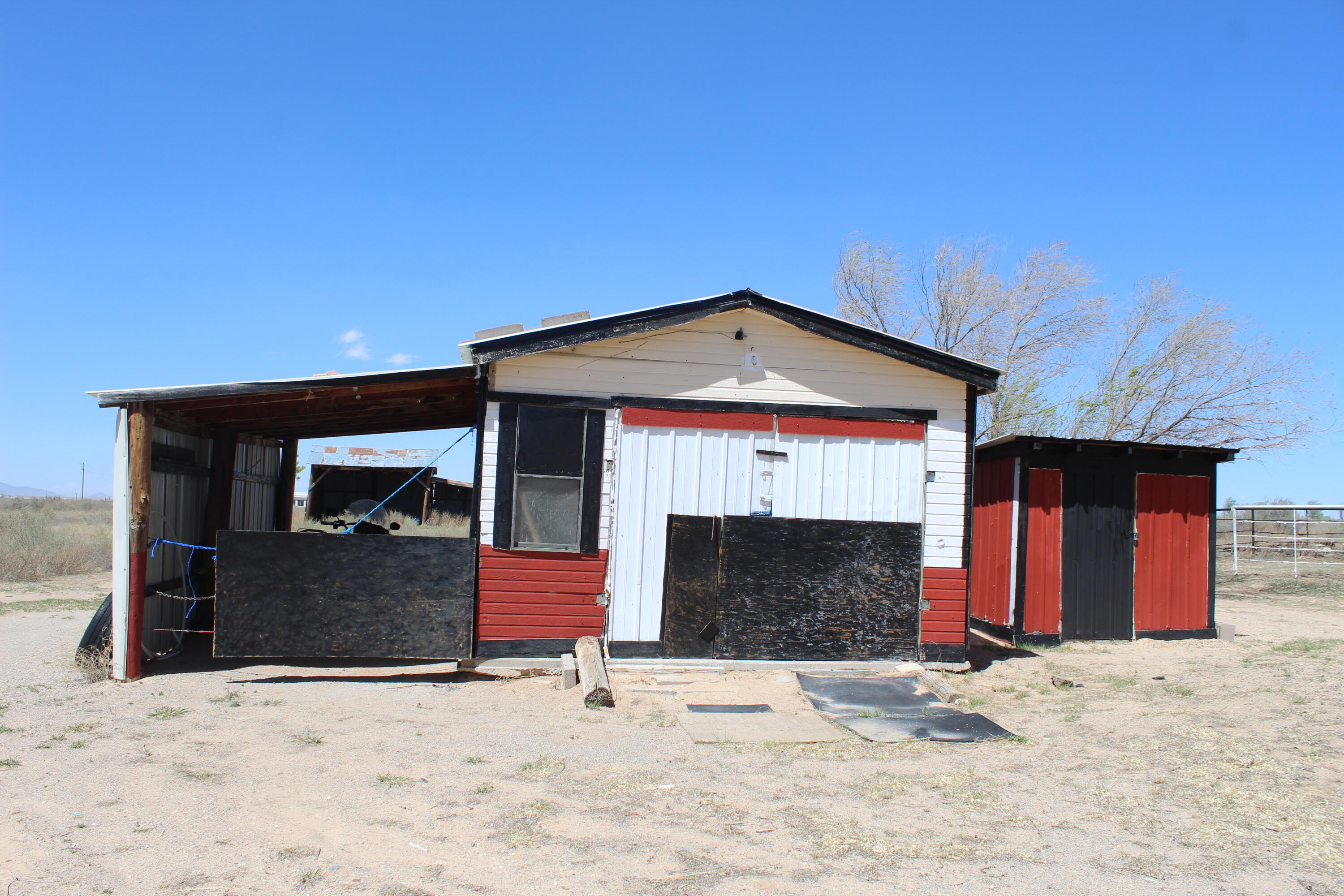 406 E Abrahames Road