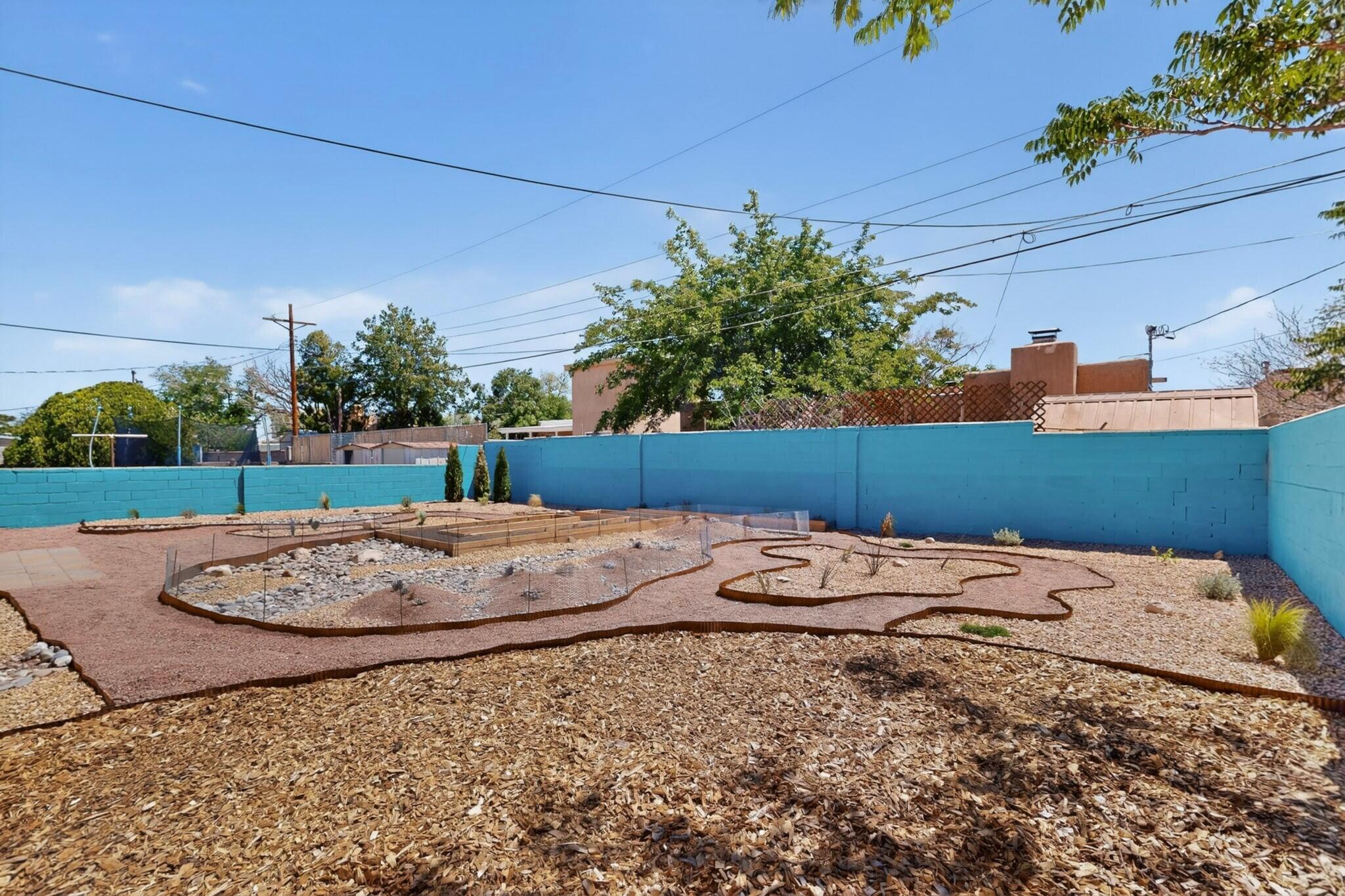 1816 Dakota Street NE