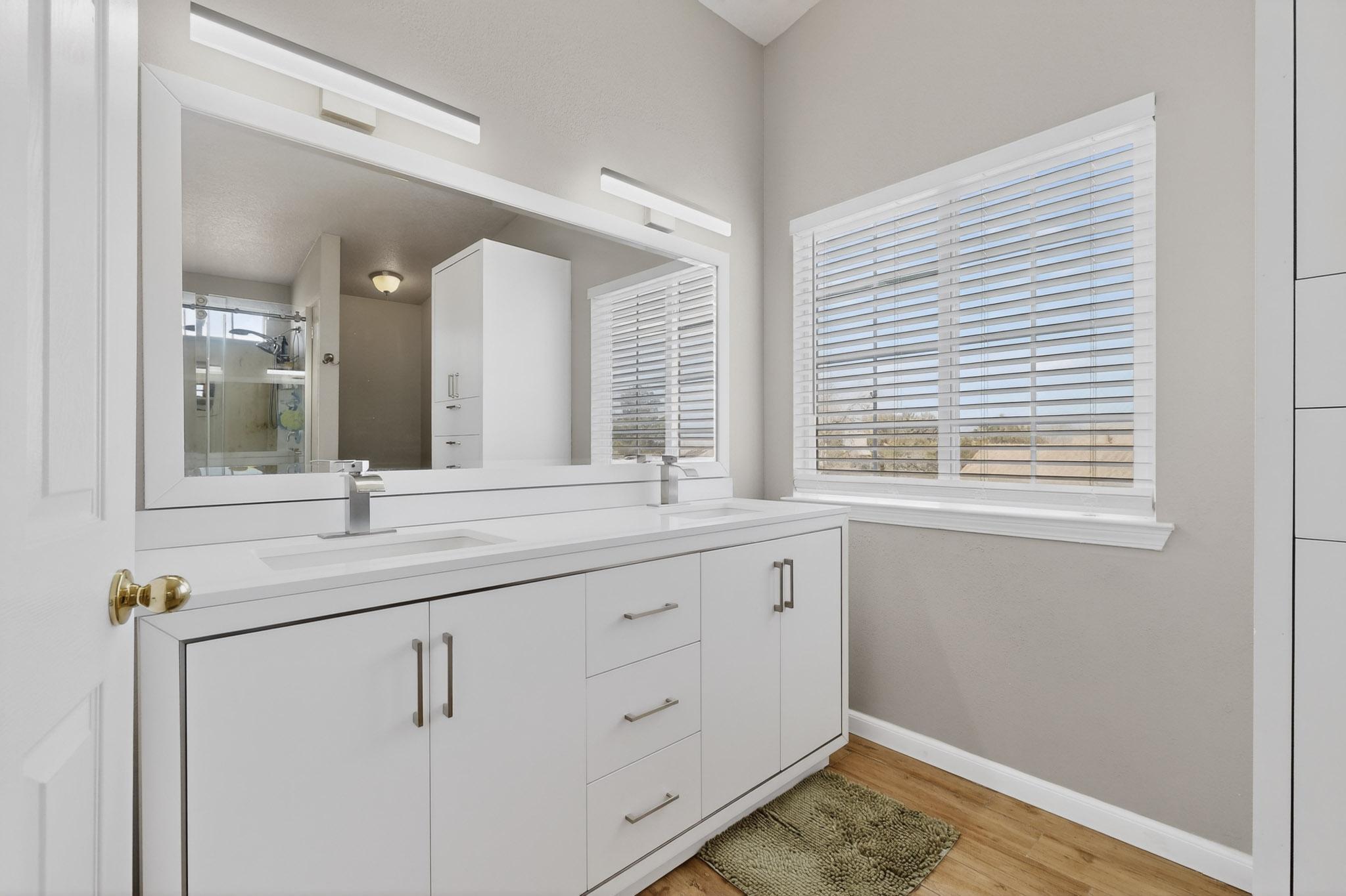 5401 Kokopelli Court NW