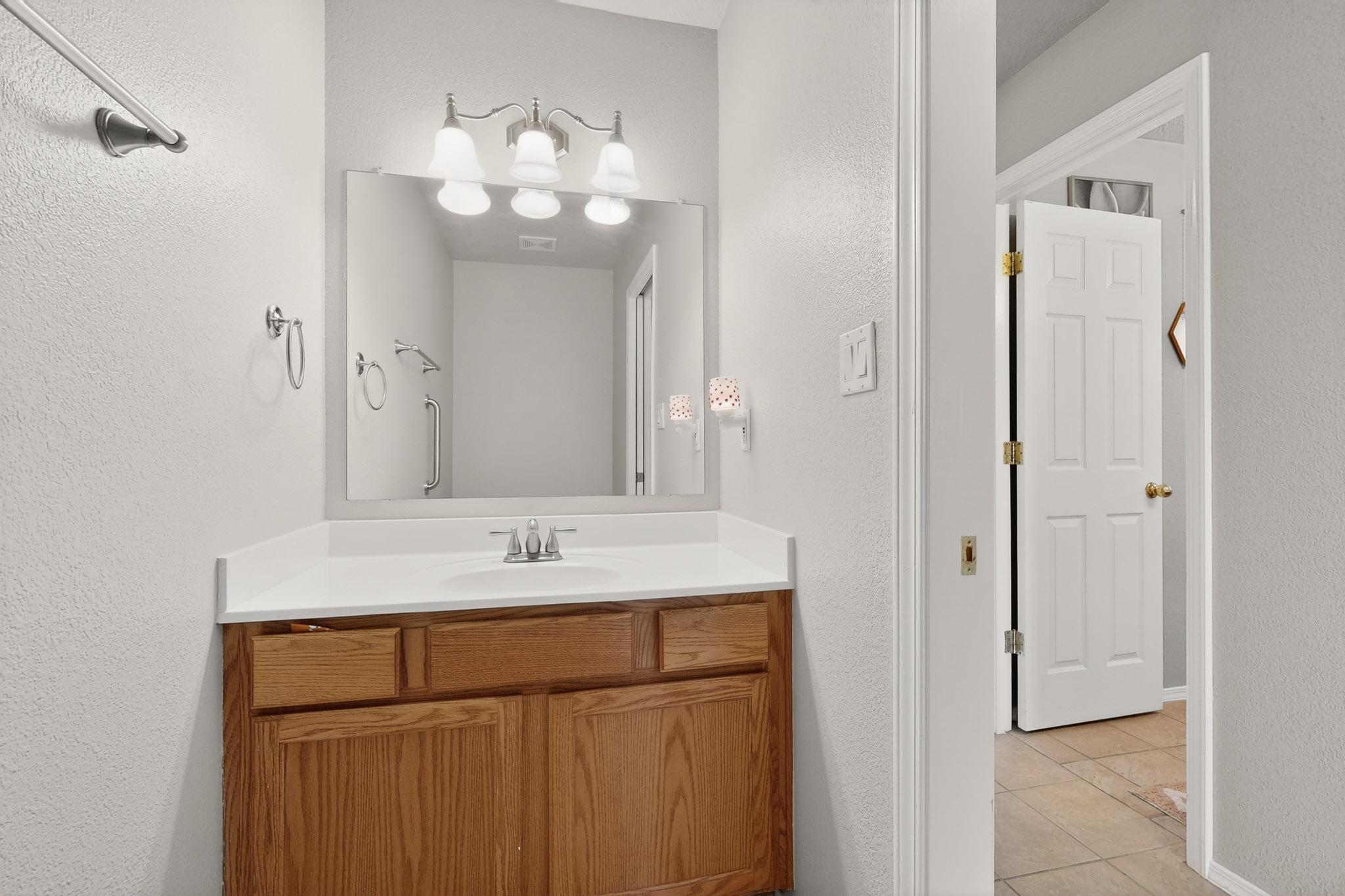 5401 Kokopelli Court NW