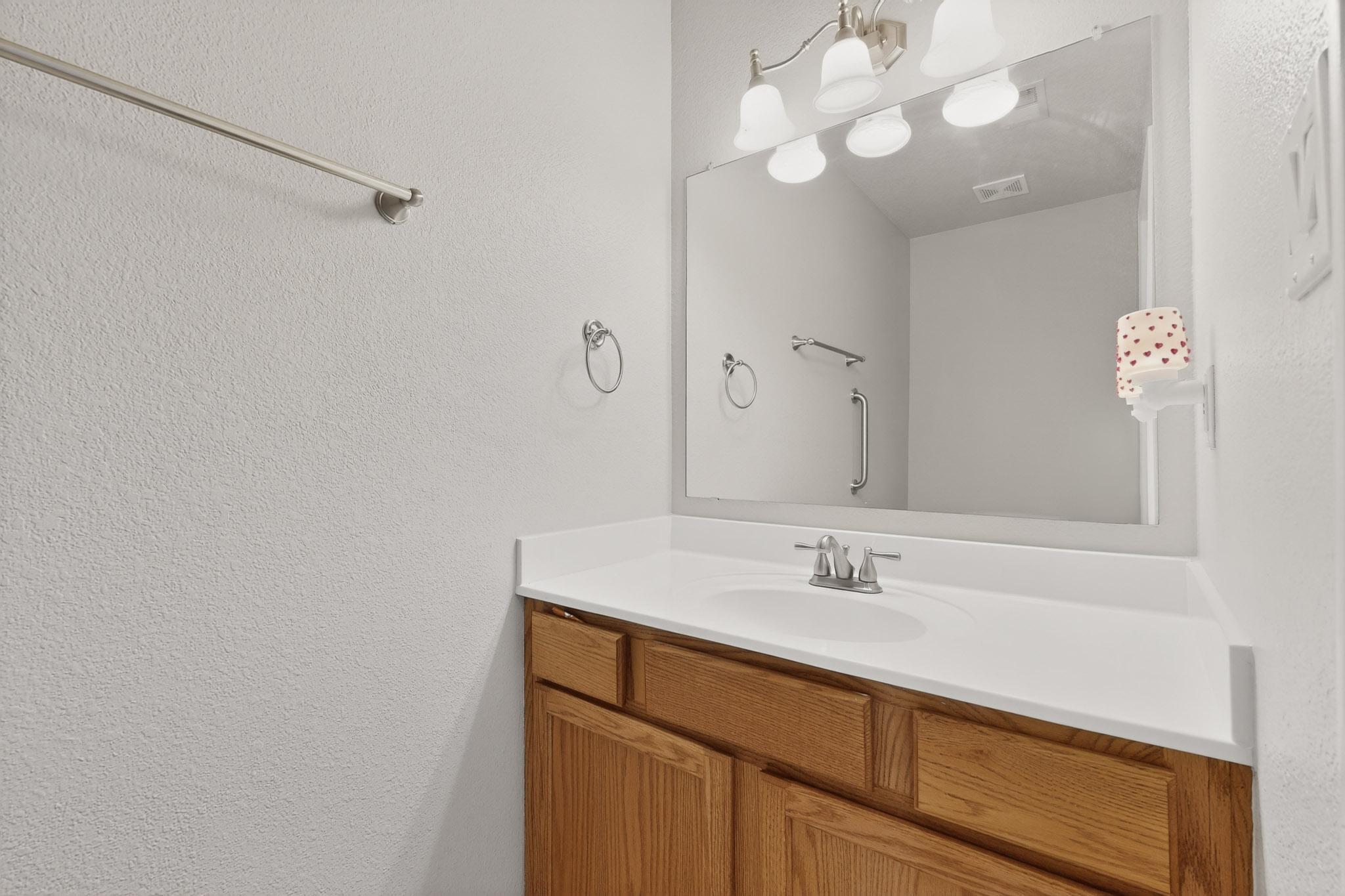 5401 Kokopelli Court NW