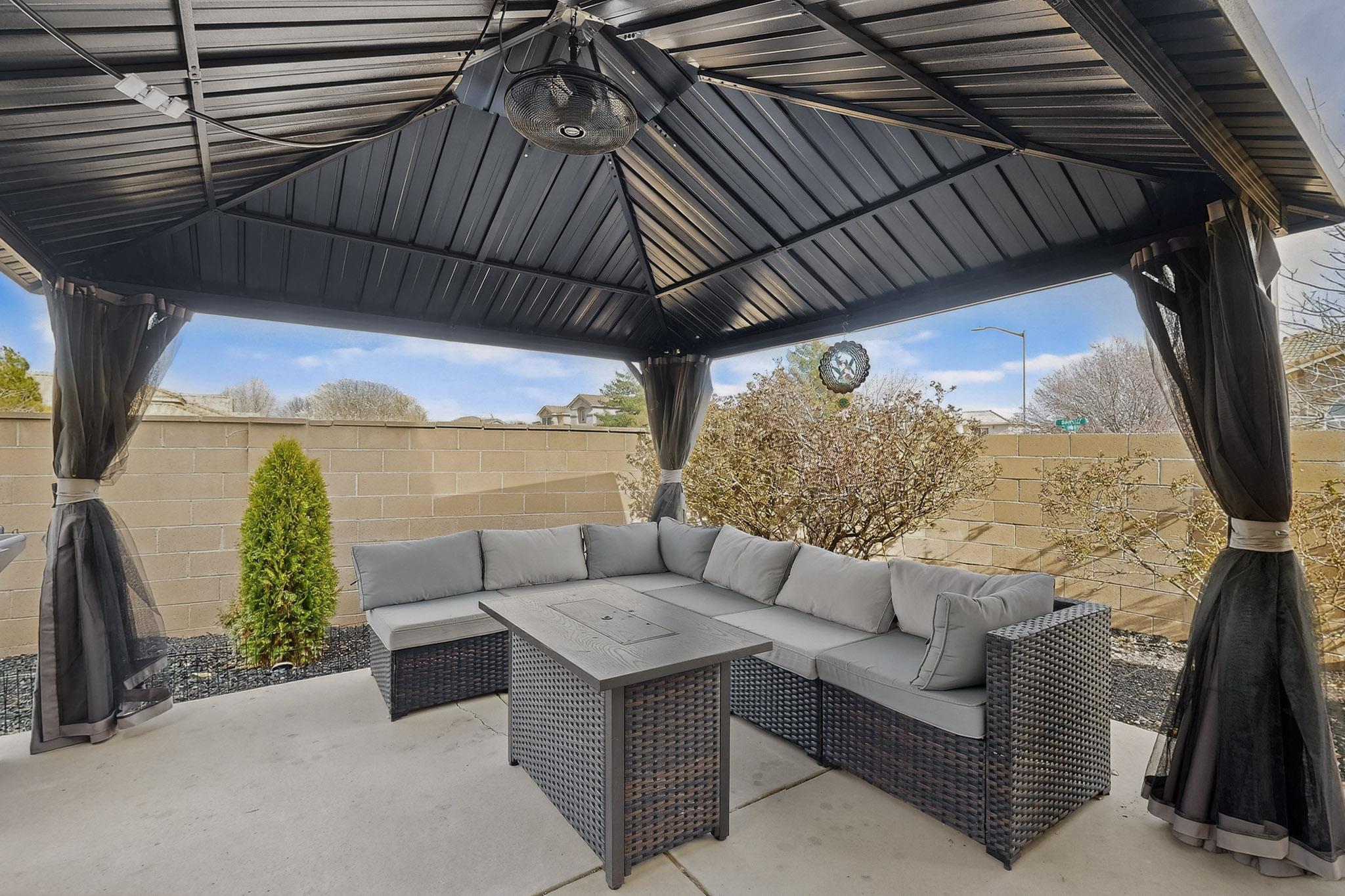 5401 Kokopelli Court NW