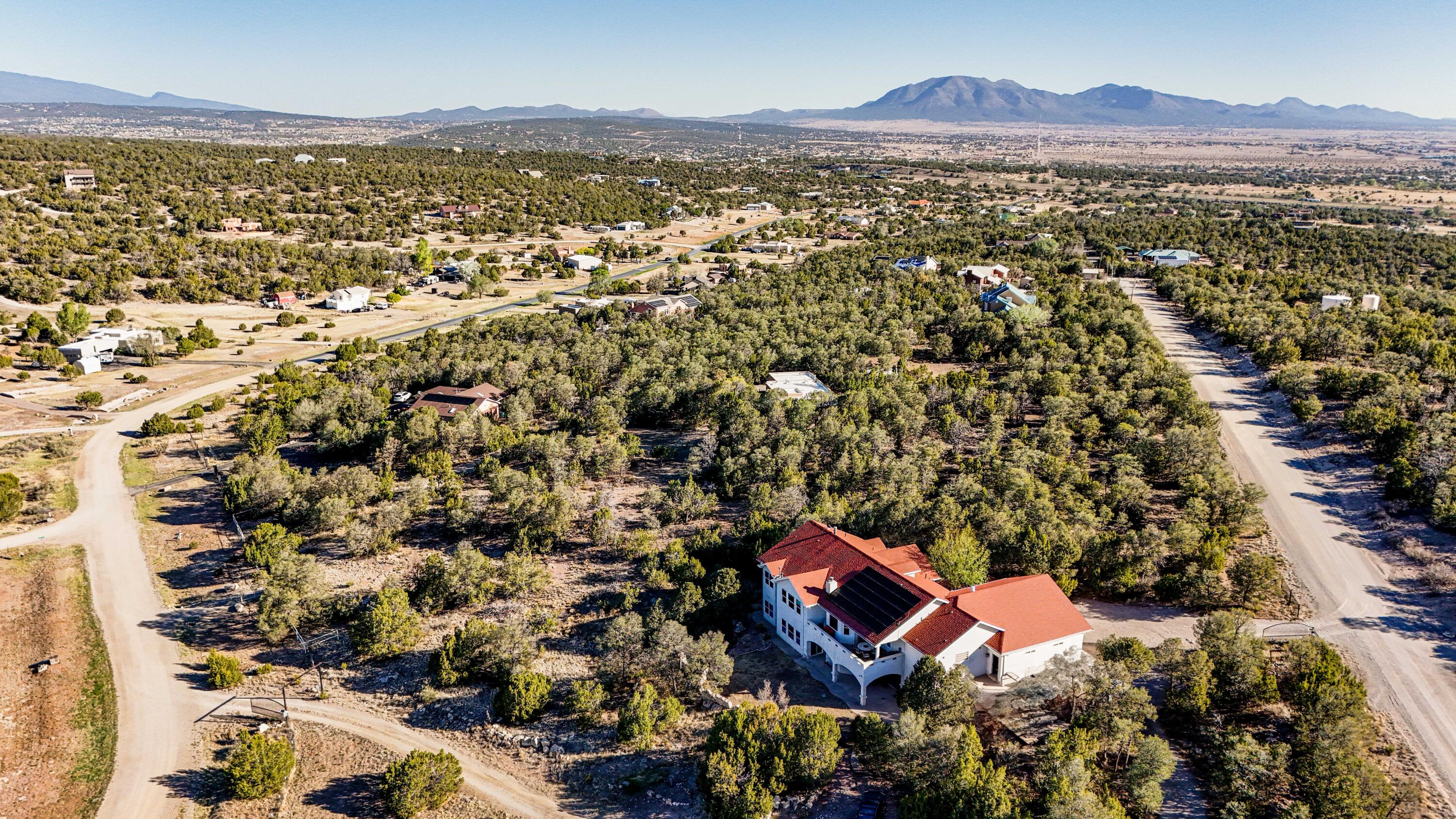 82 Camino Cerritos