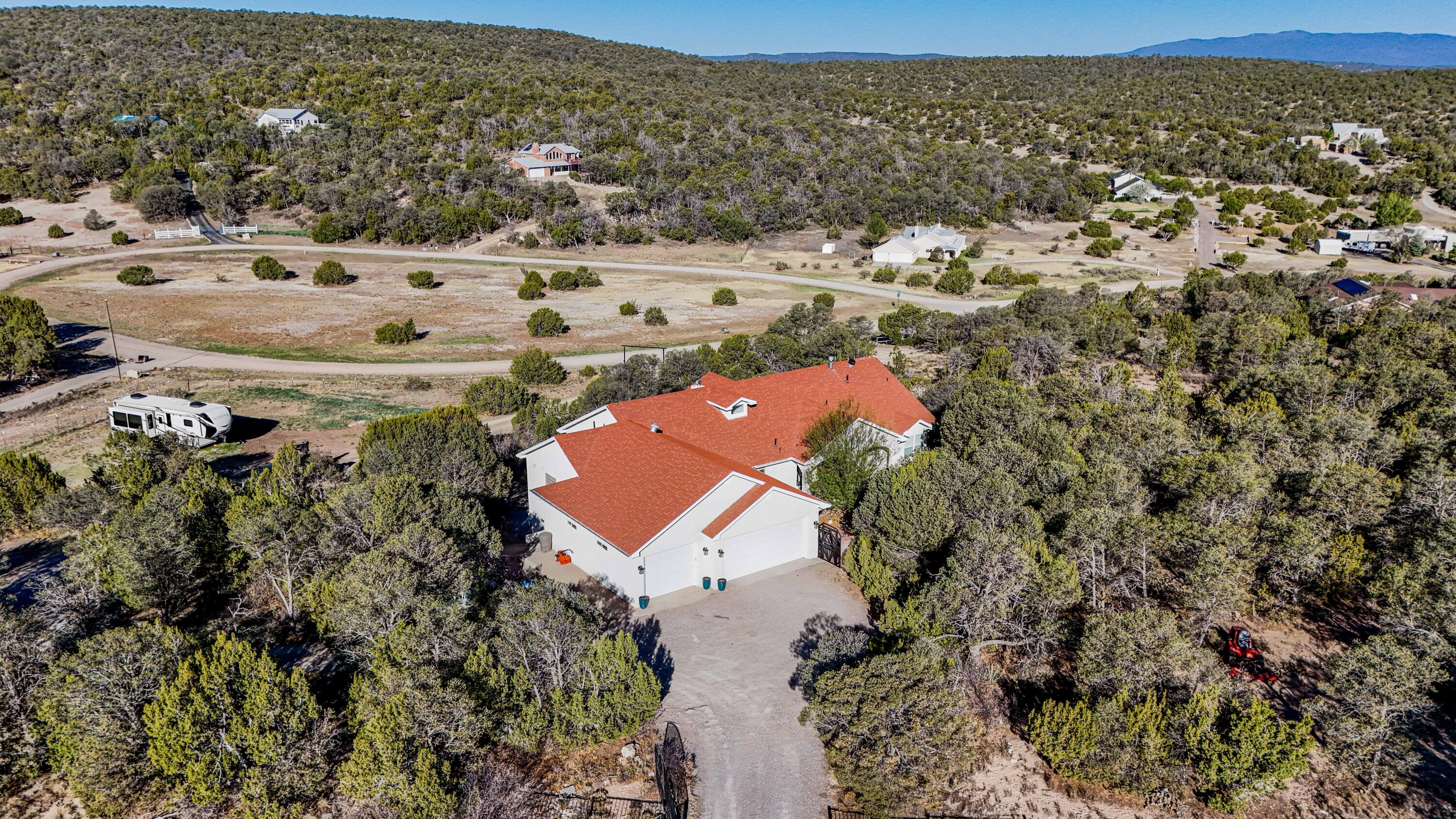 82 Camino Cerritos