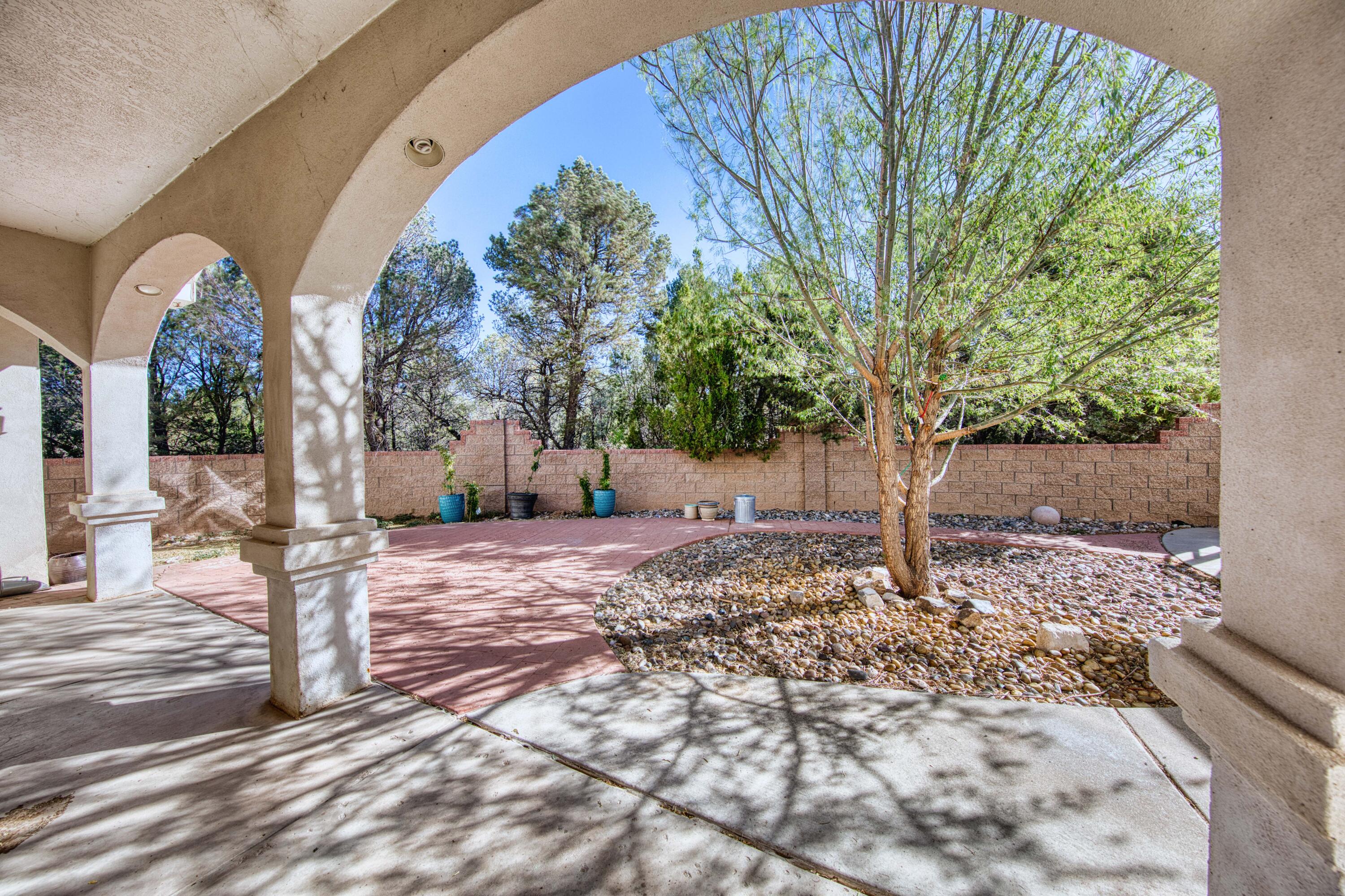 82 Camino Cerritos
