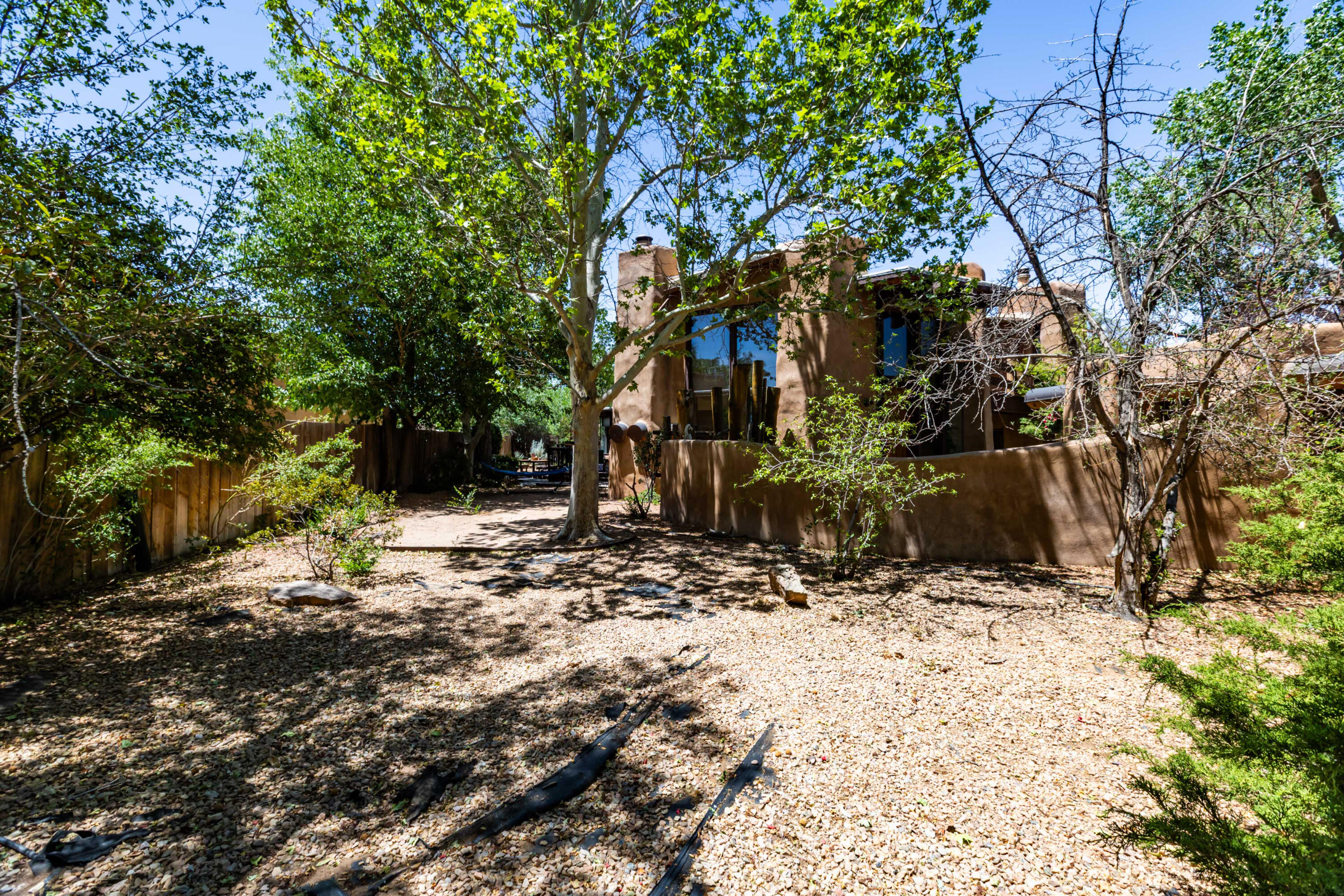 3232 Don Quixote Drive NW