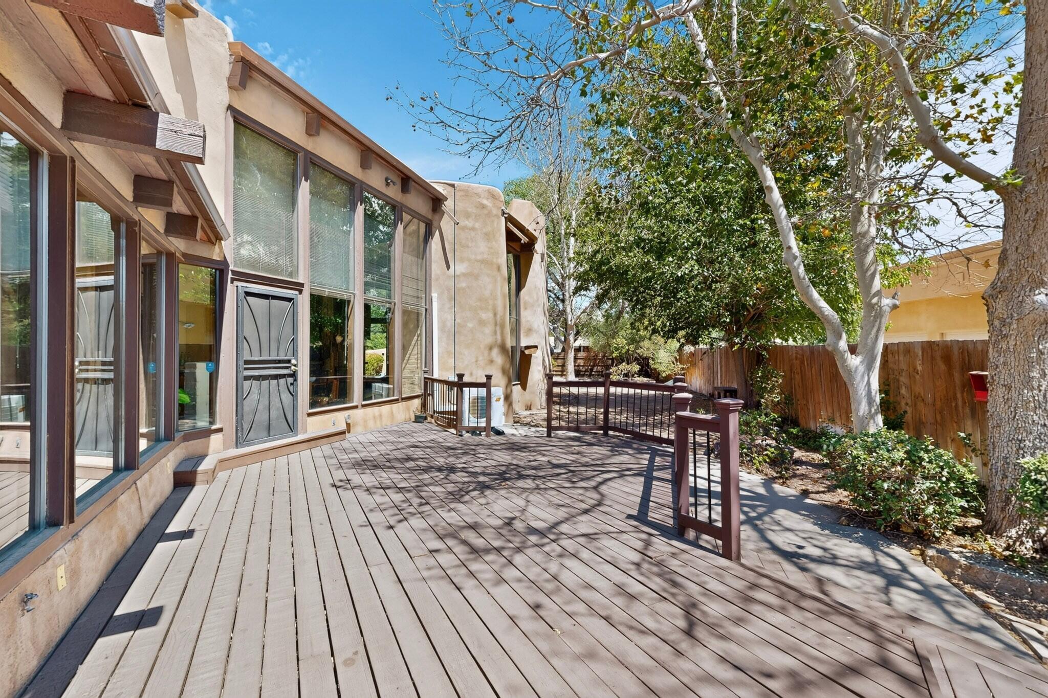 3232 Don Quixote Drive NW
