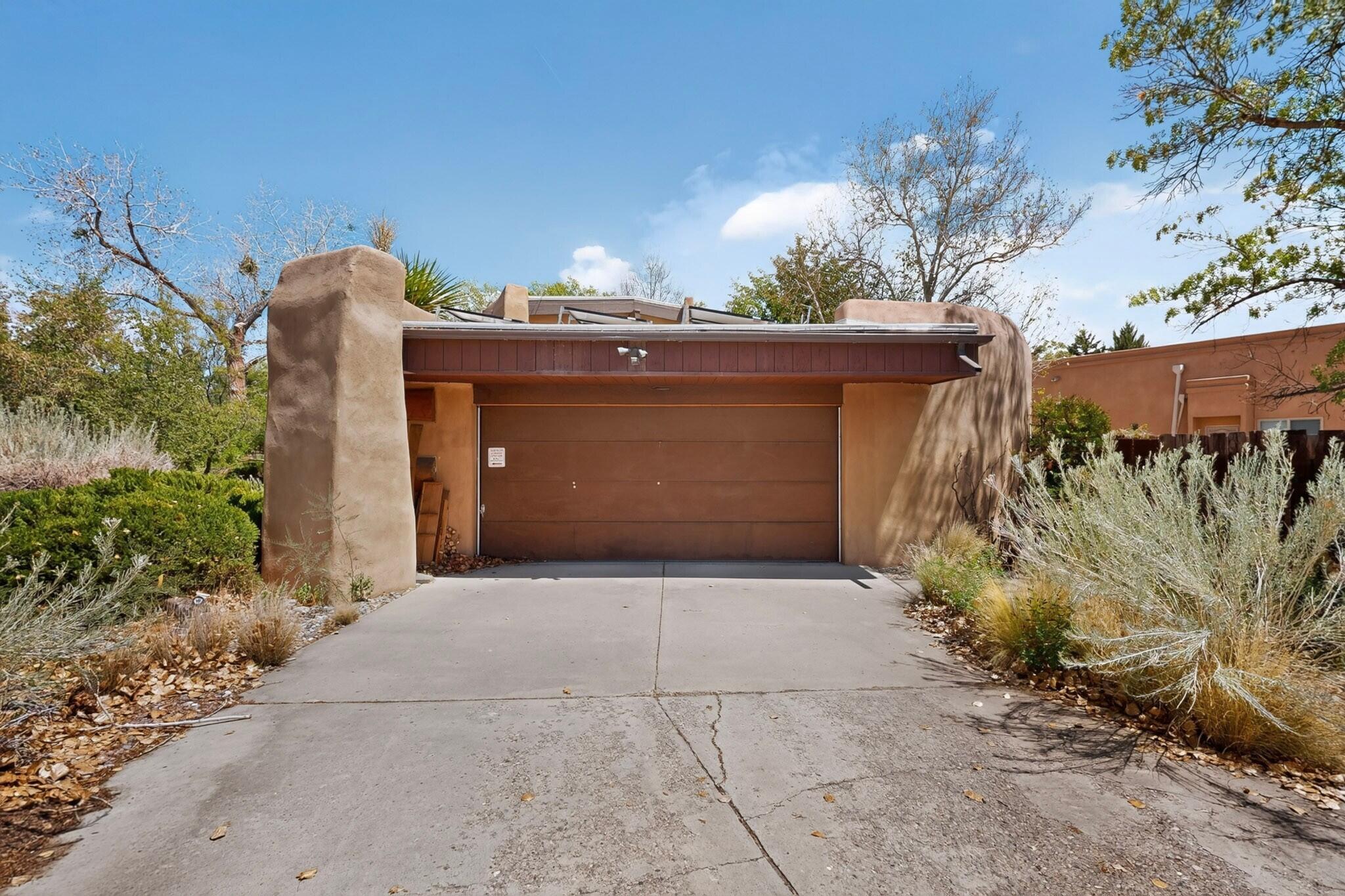 3232 Don Quixote Drive NW