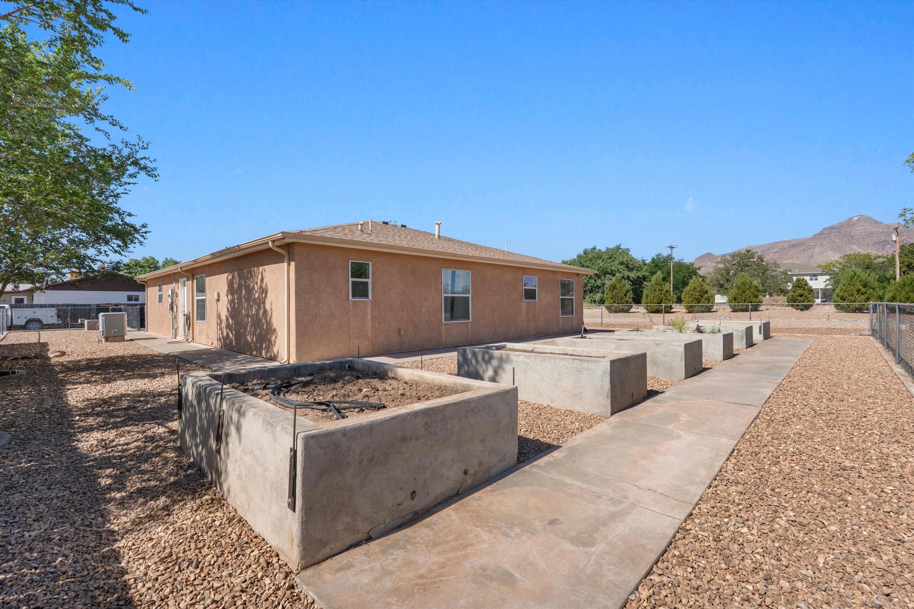 1011 Mary Place