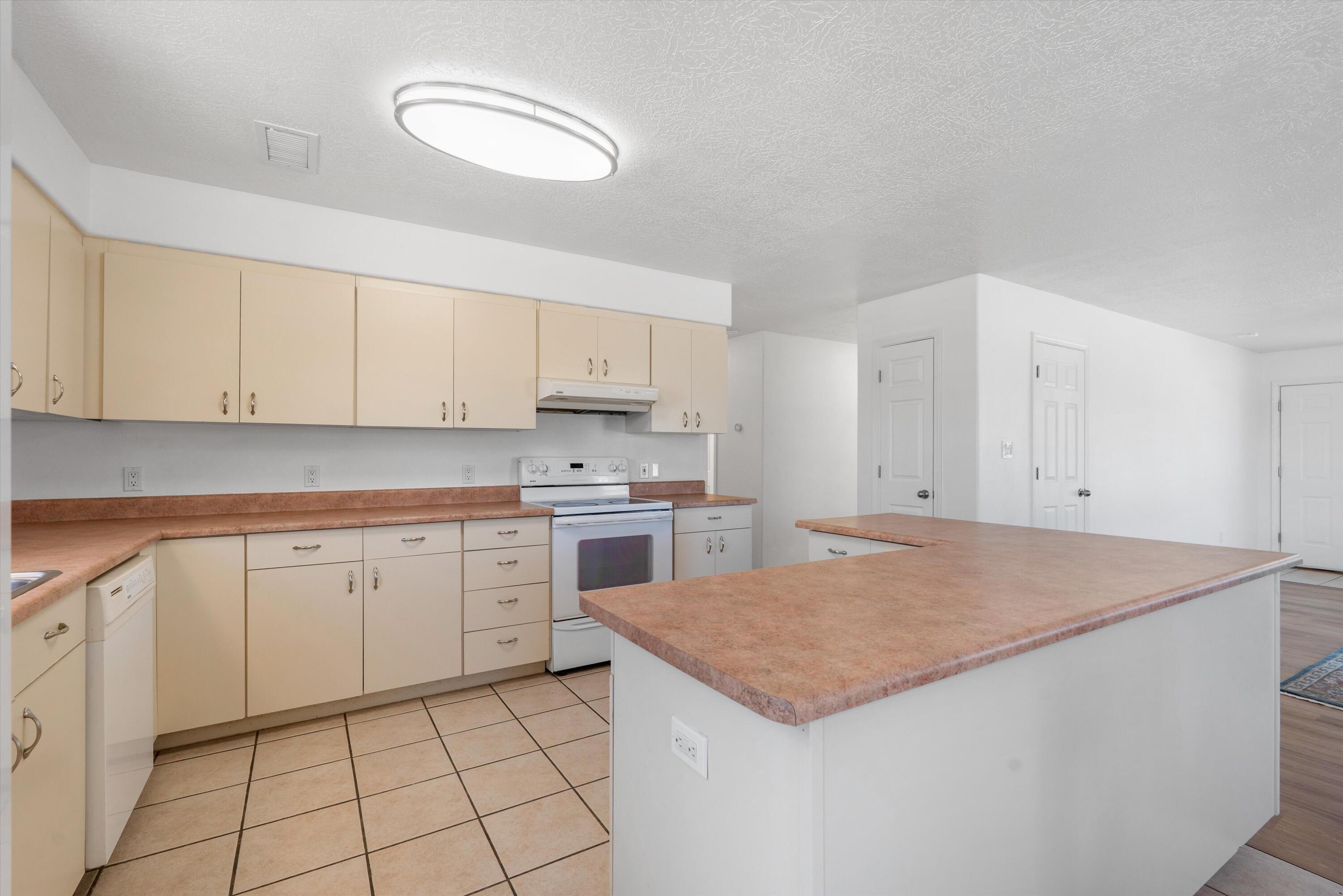 1011 Mary Place