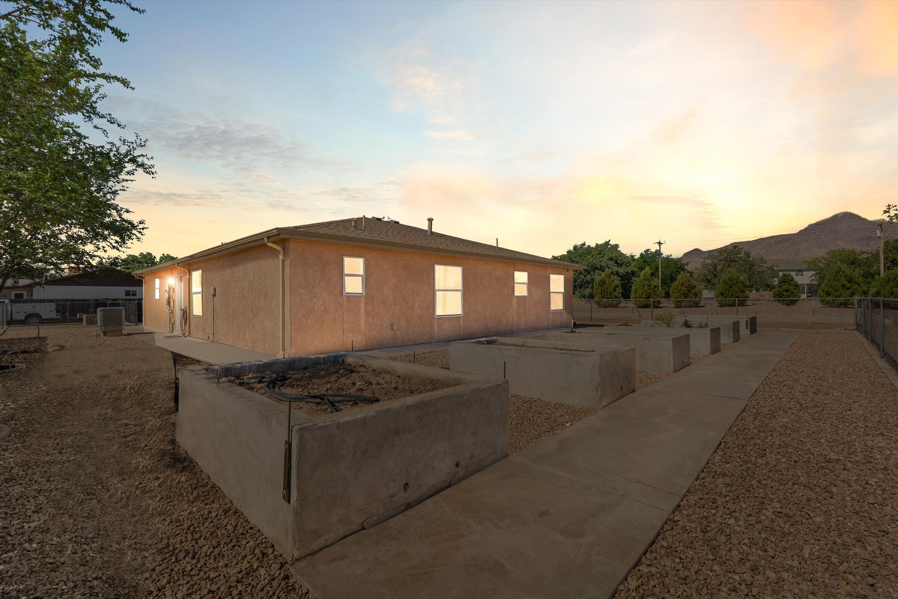 1011 Mary Place