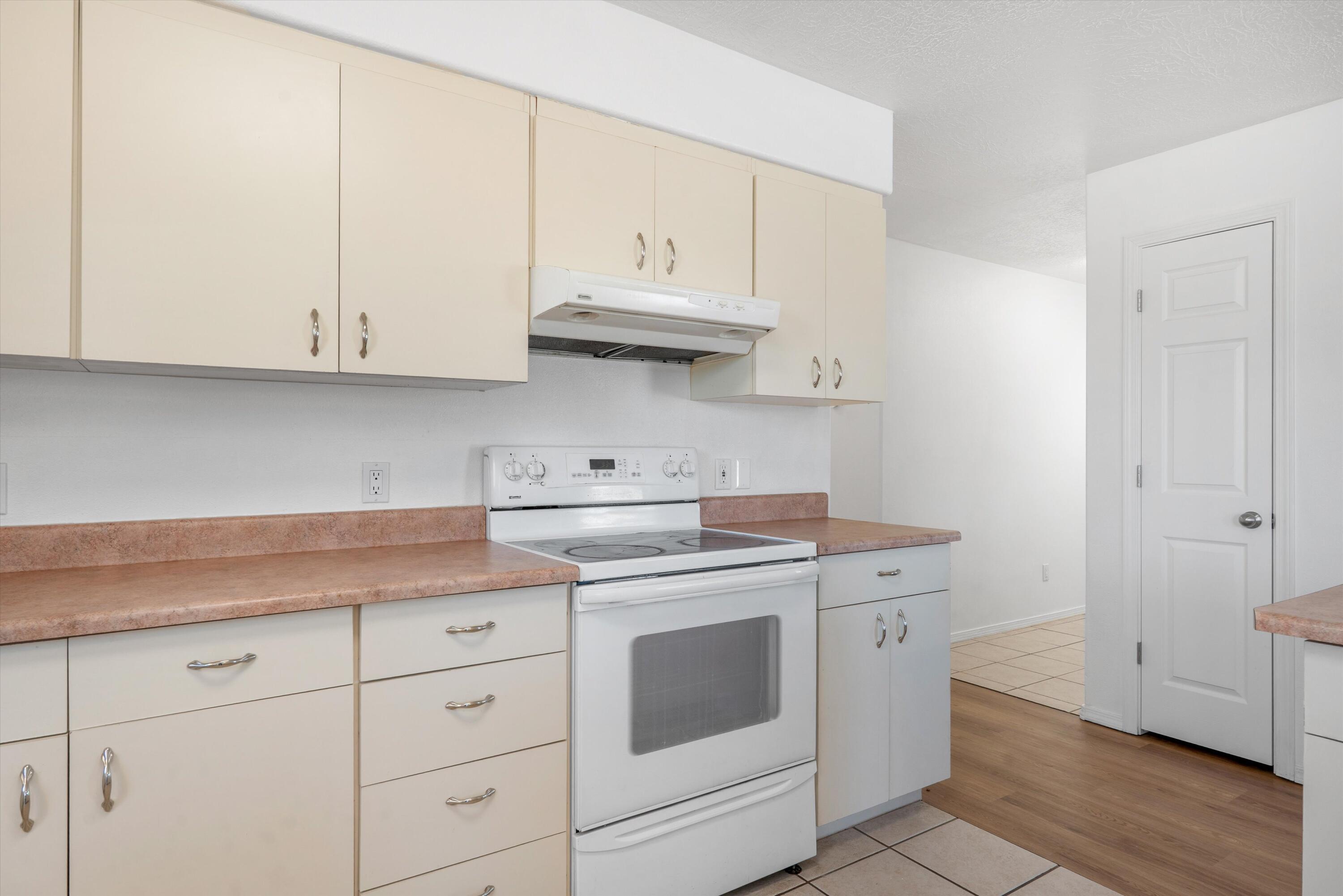 1011 Mary Place