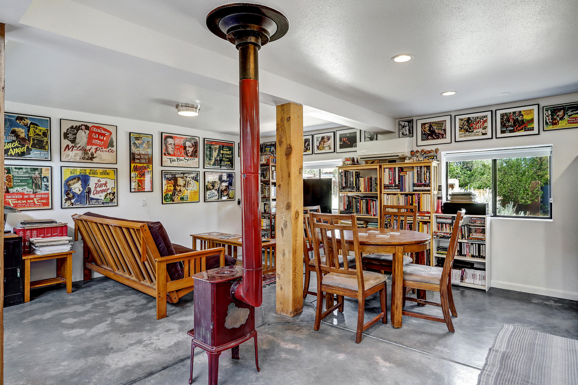 518 Hermosa Drive SE