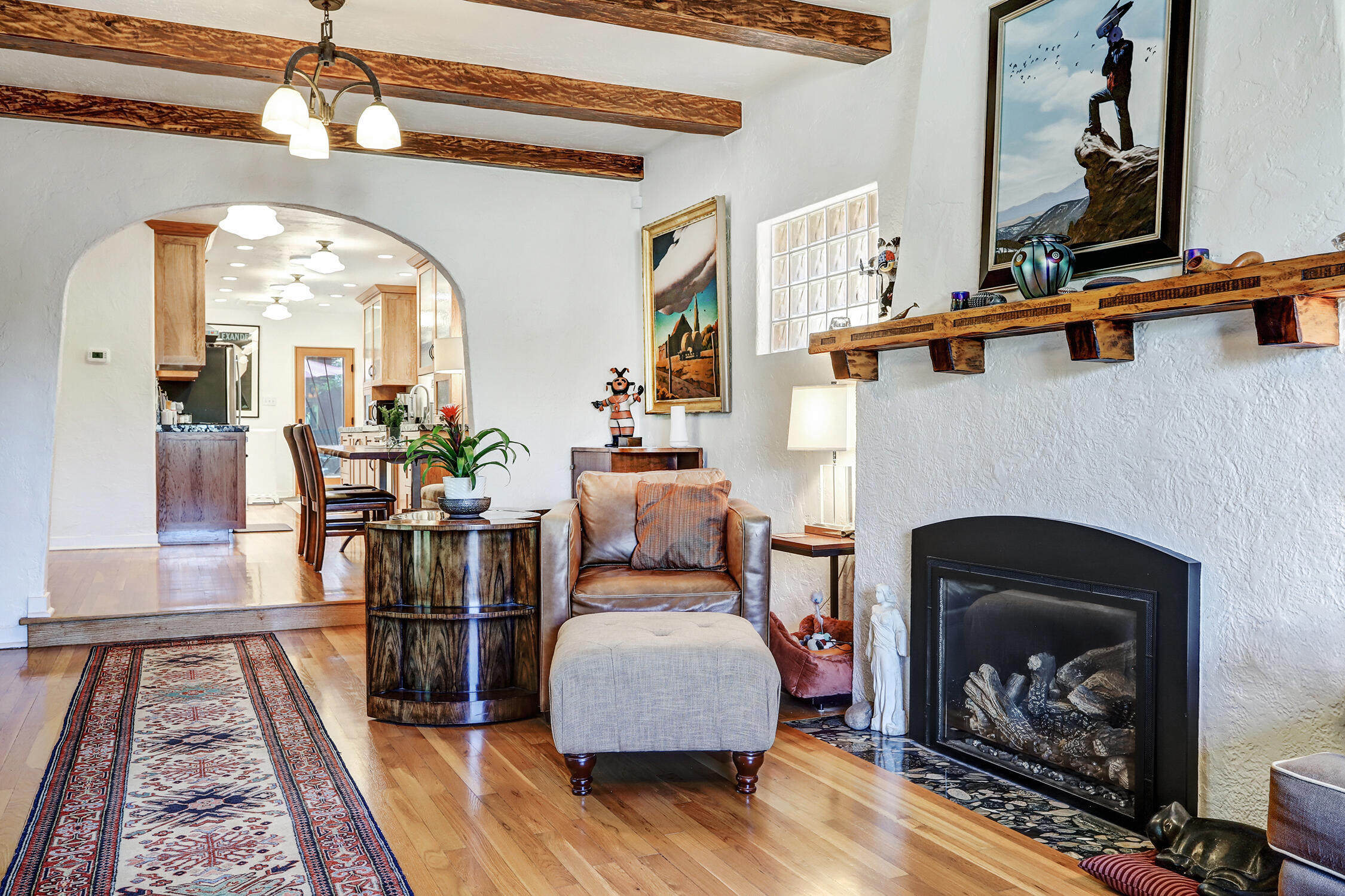 518 Hermosa Drive SE