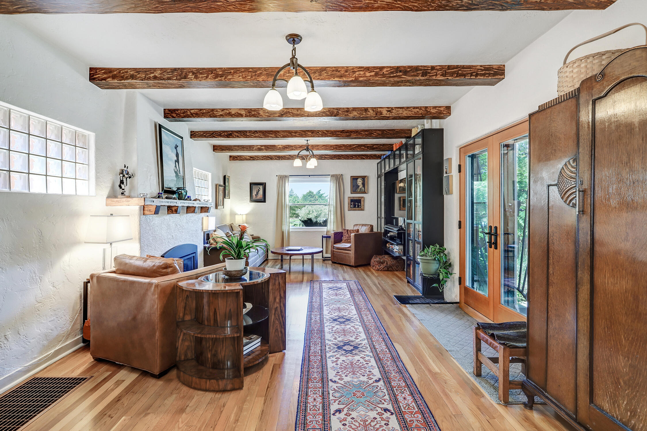 518 Hermosa Drive SE