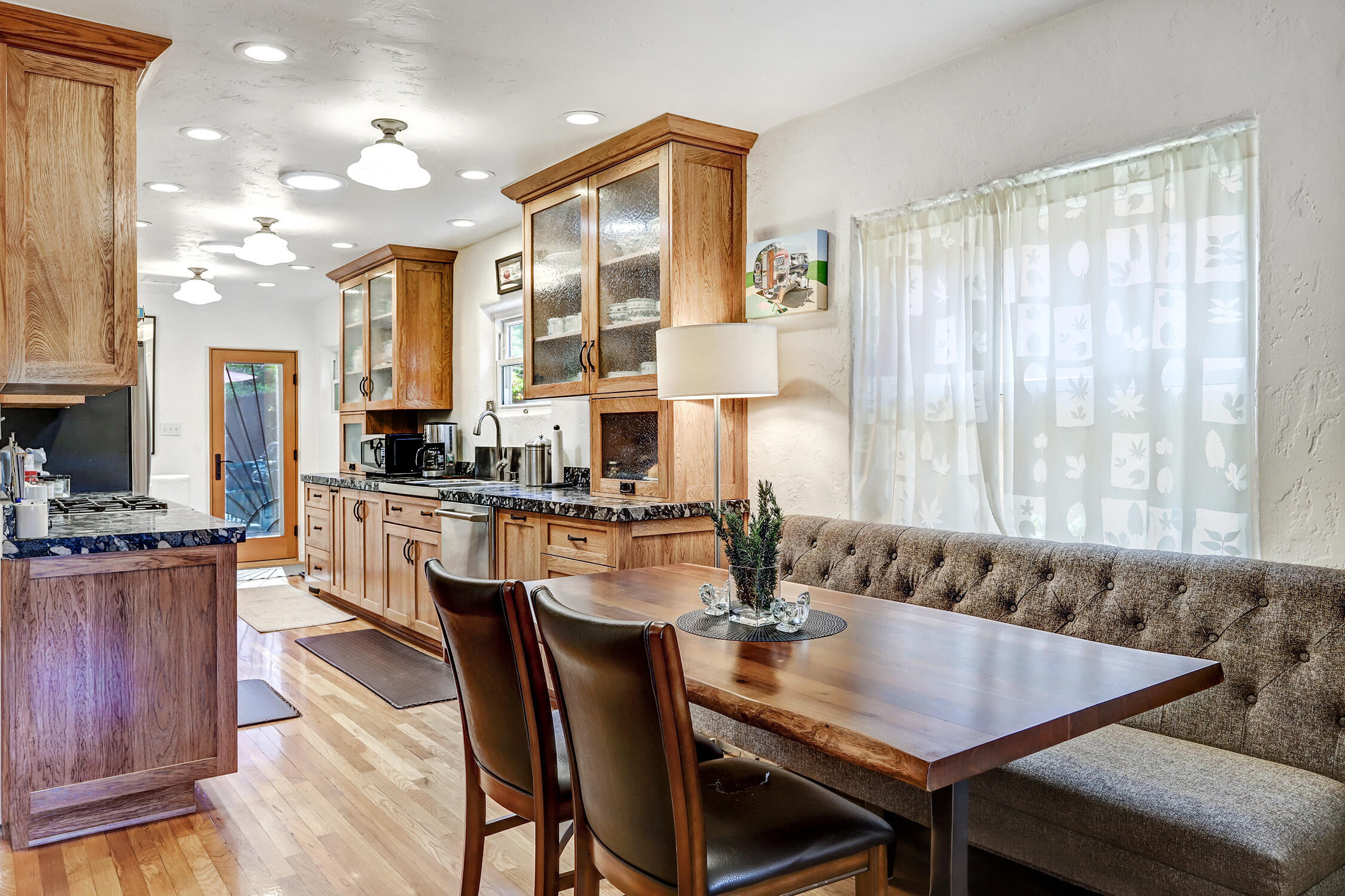 518 Hermosa Drive SE