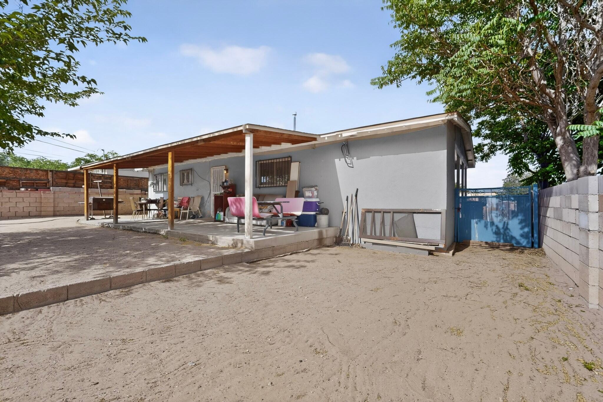 305 64th Street SW