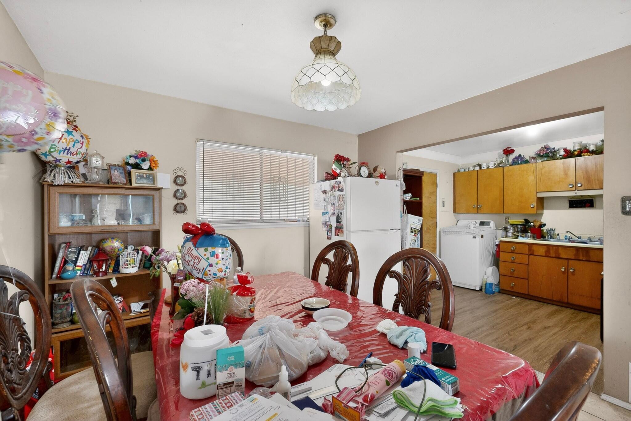 305 64th Street SW