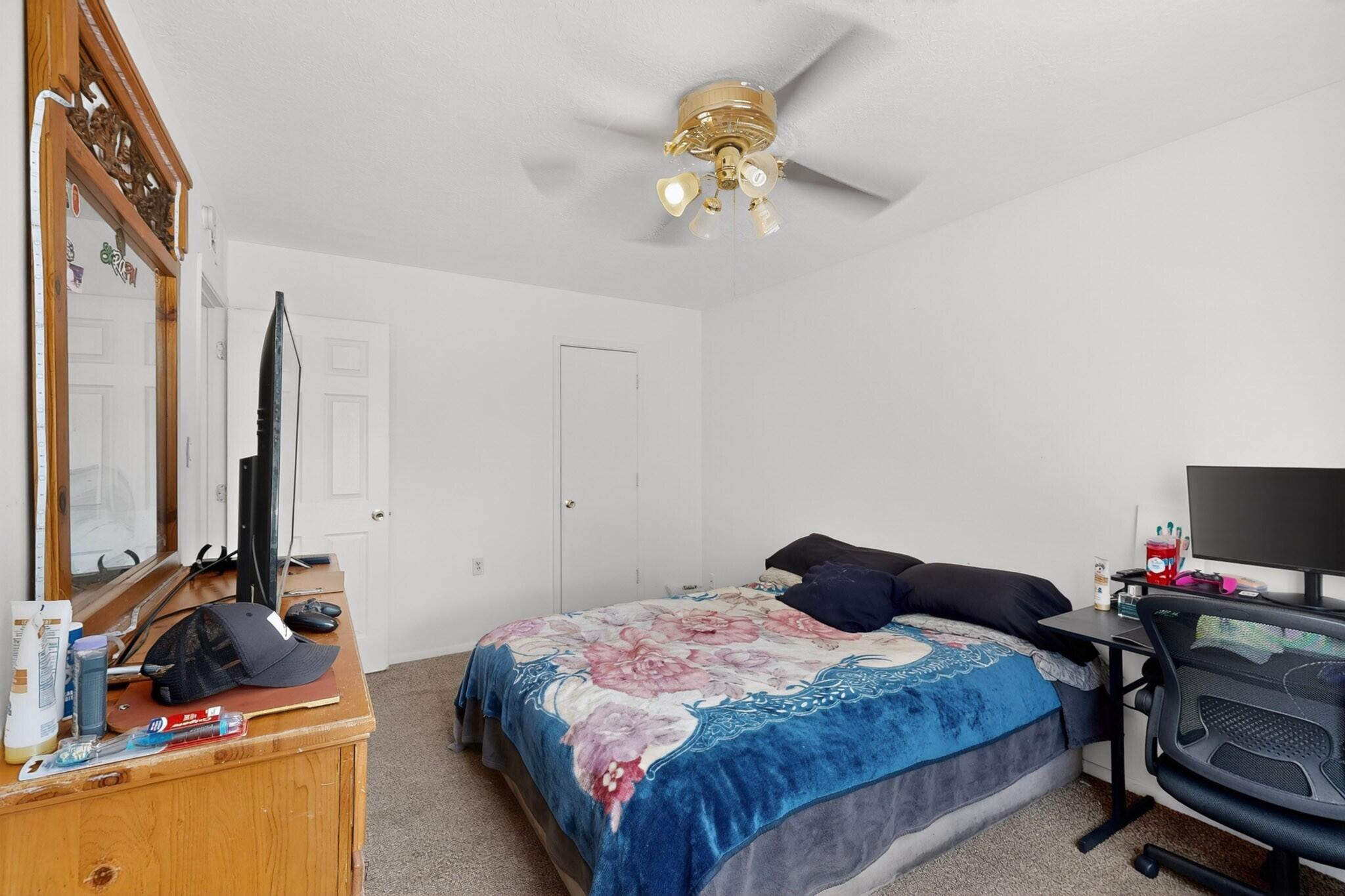 1160 Calle Mesquite