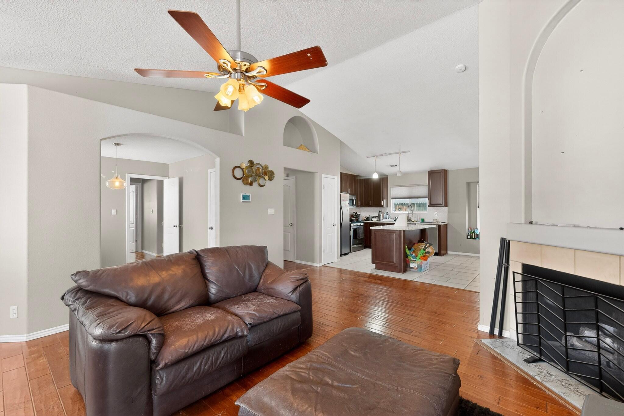 825 Deming Meadows Drive NE