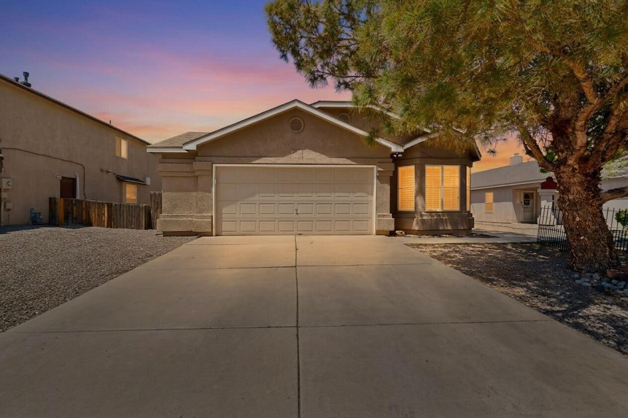 825 Deming Meadows Drive NE