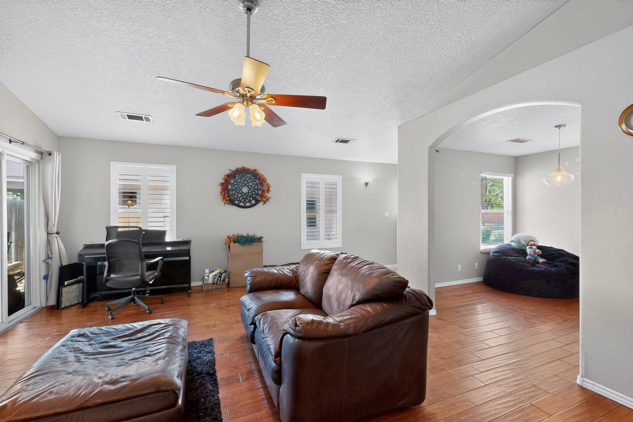 825 Deming Meadows Drive NE