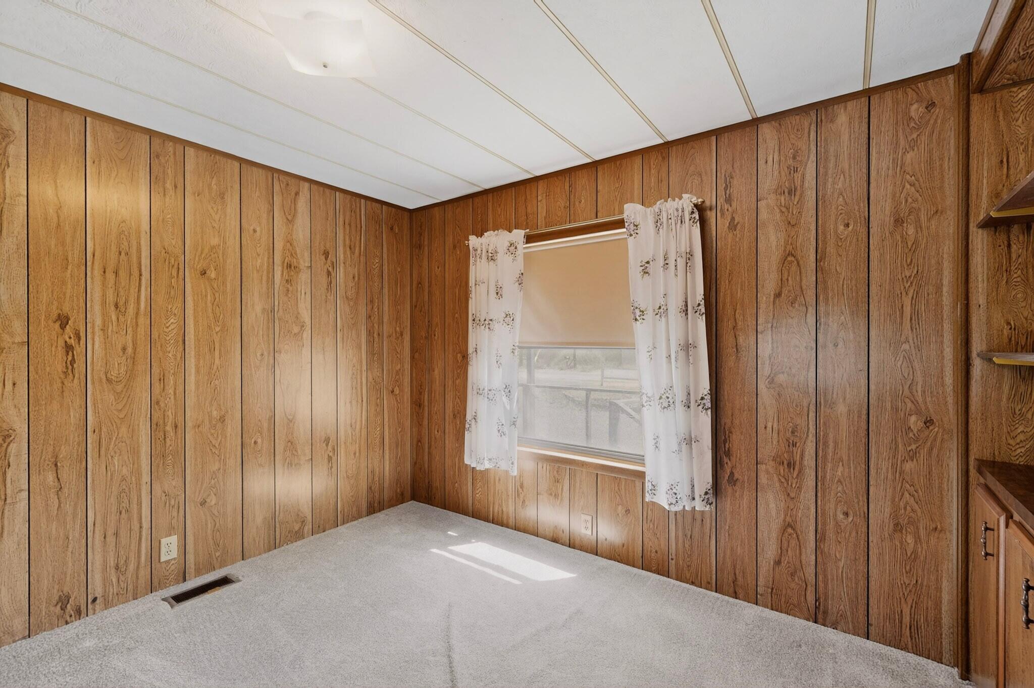 2135 Winchester Drive