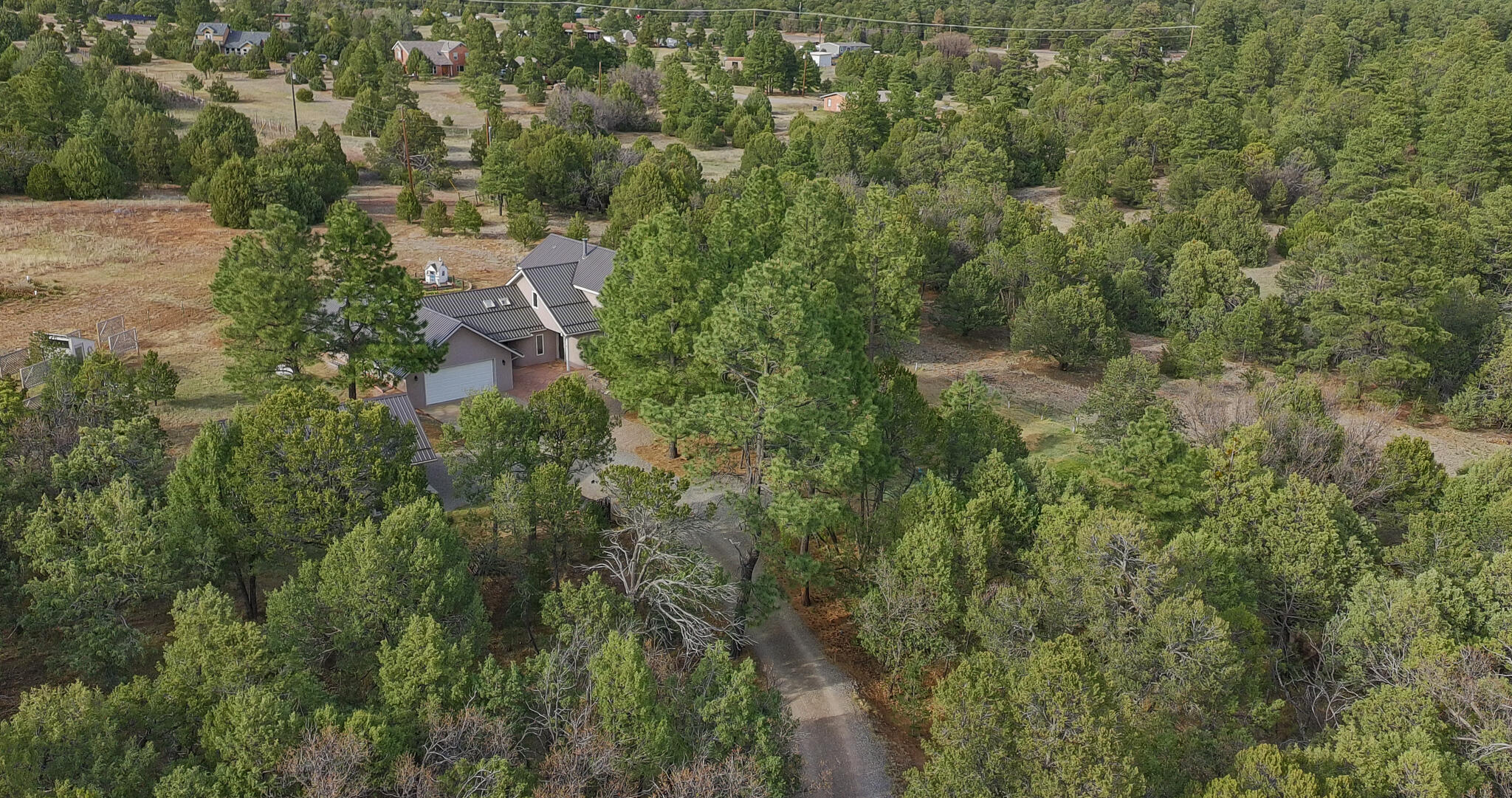 15 Blue Jay Road
