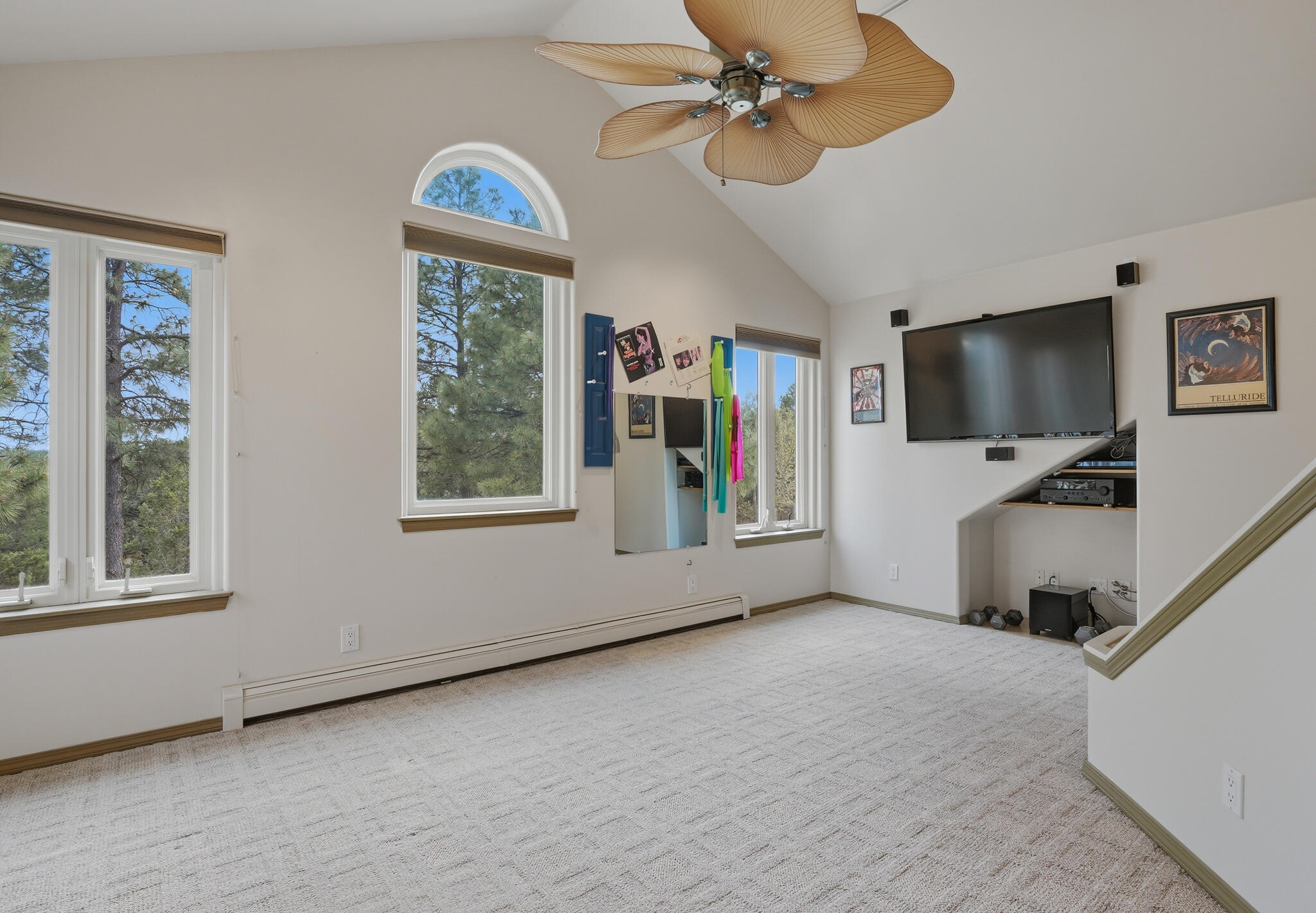 15 Blue Jay Road