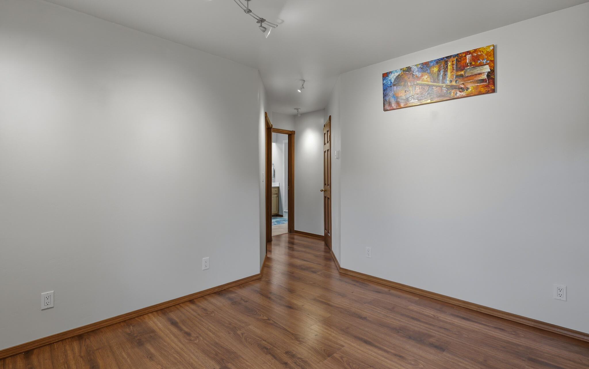 15 Blue Jay Road