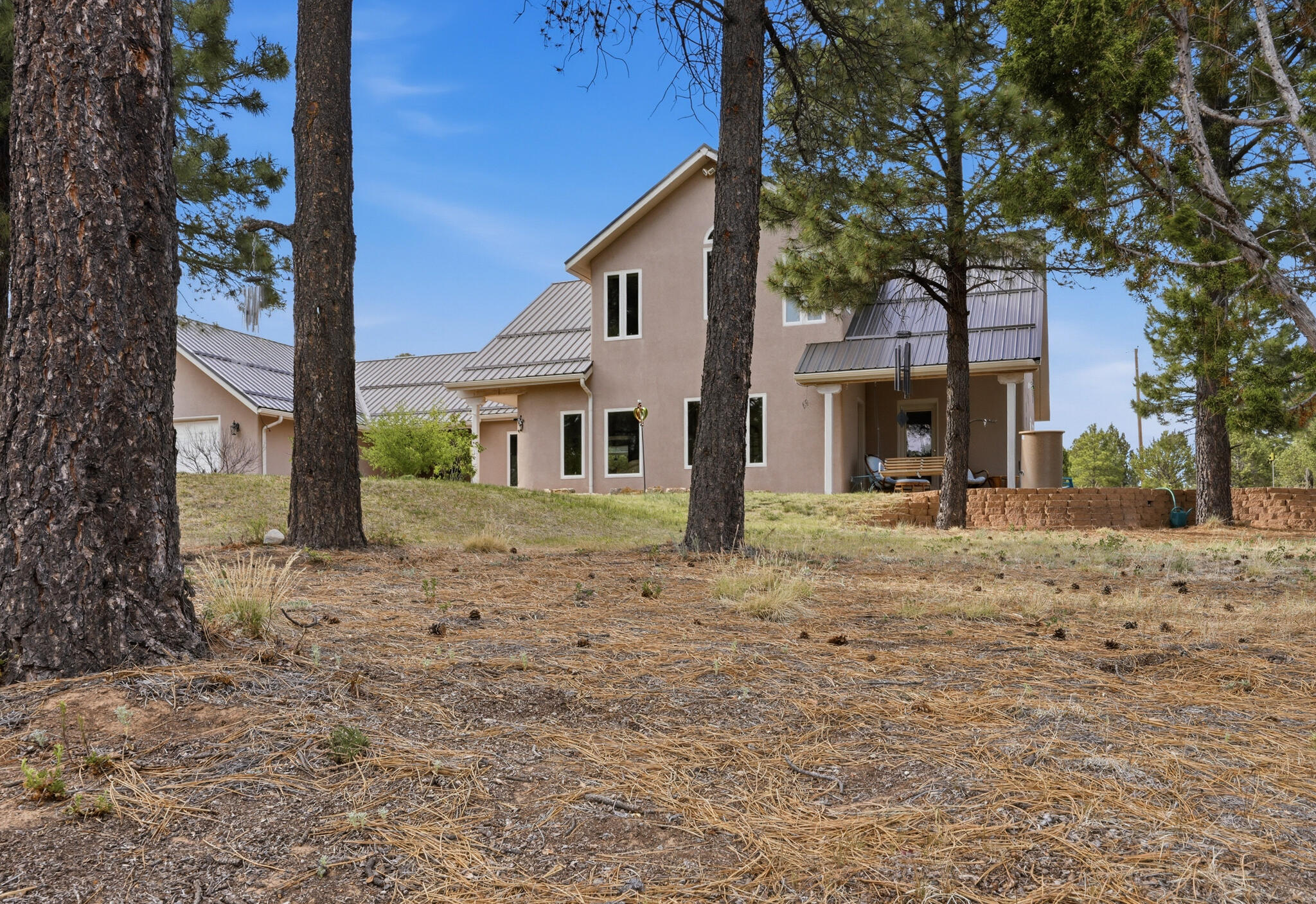 15 Blue Jay Road