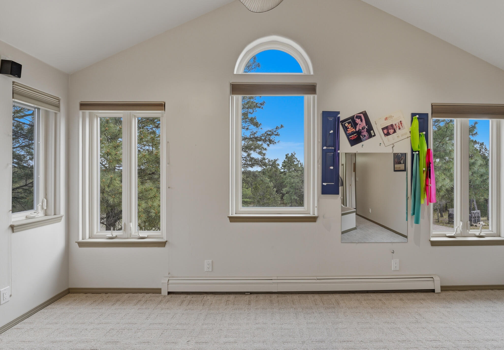 15 Blue Jay Road