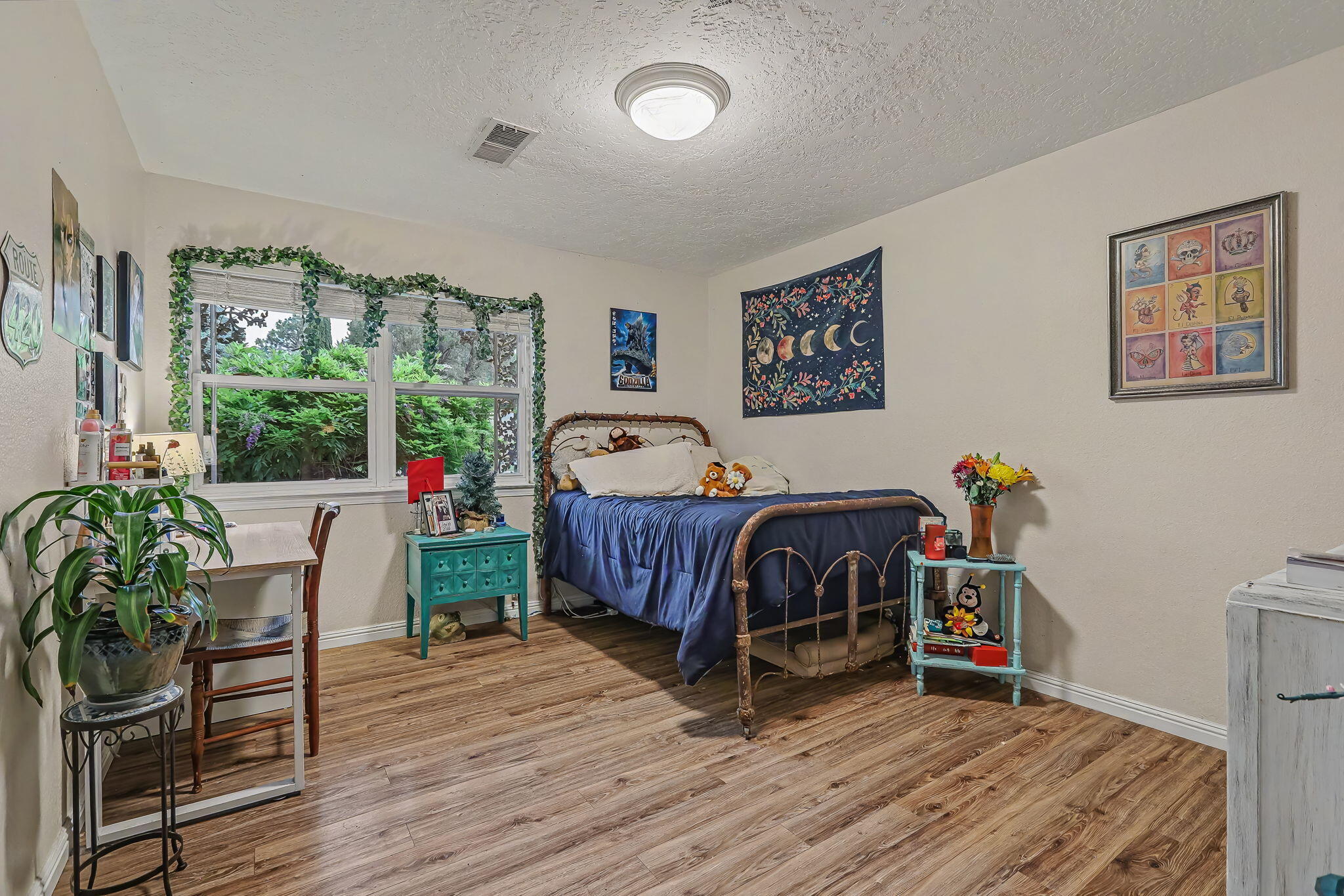 8001 Sierra Azul Avenue NE