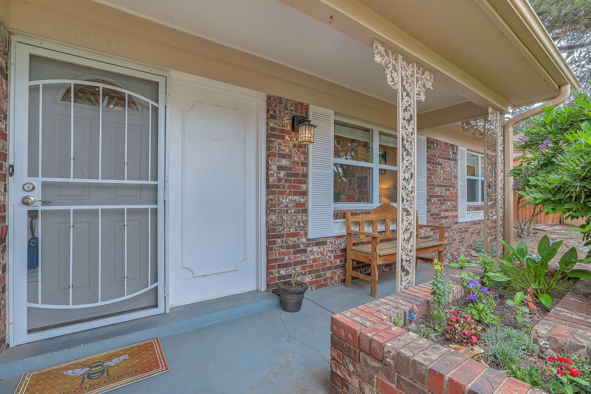 8001 Sierra Azul Avenue NE