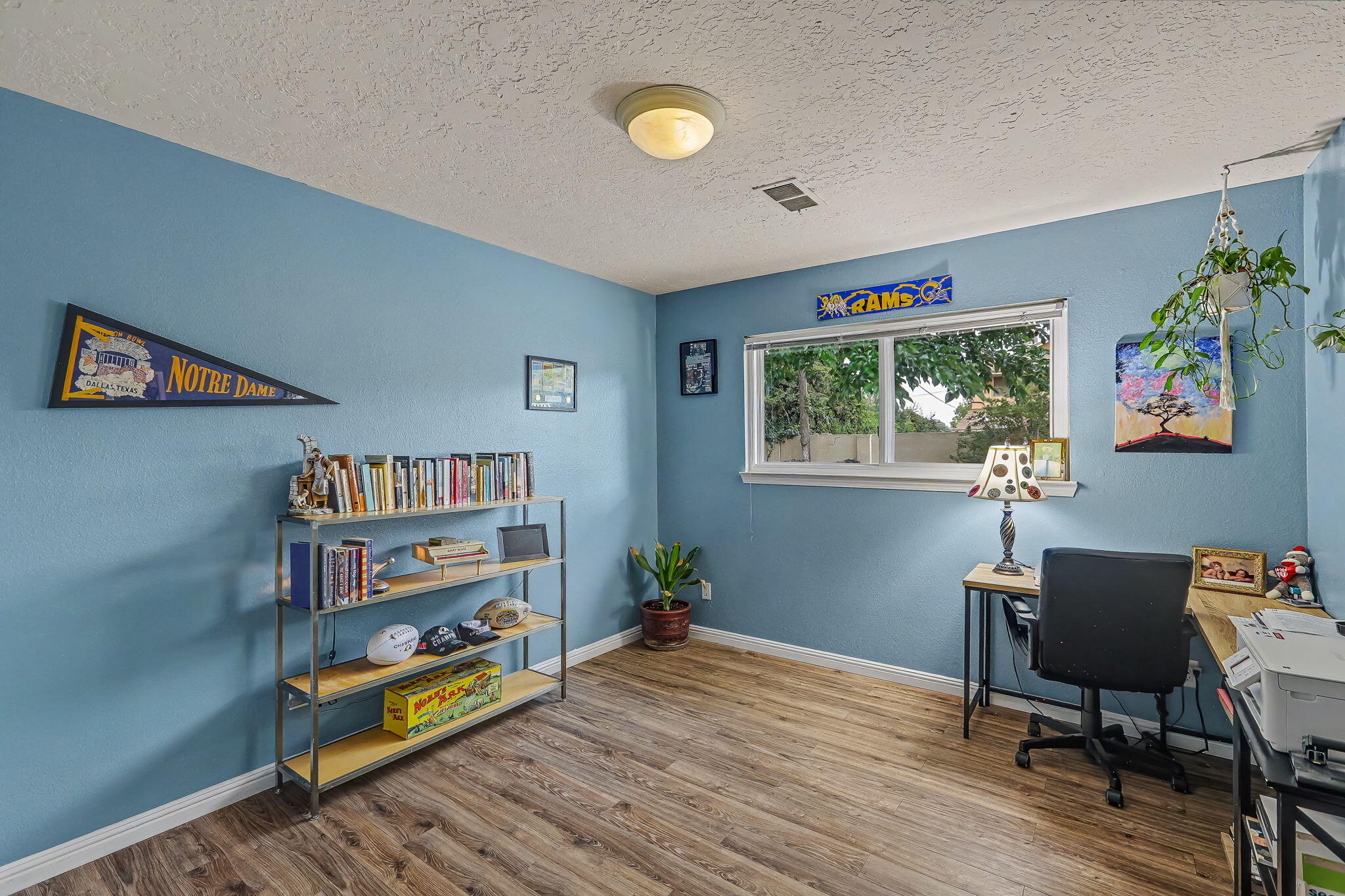 8001 Sierra Azul Avenue NE
