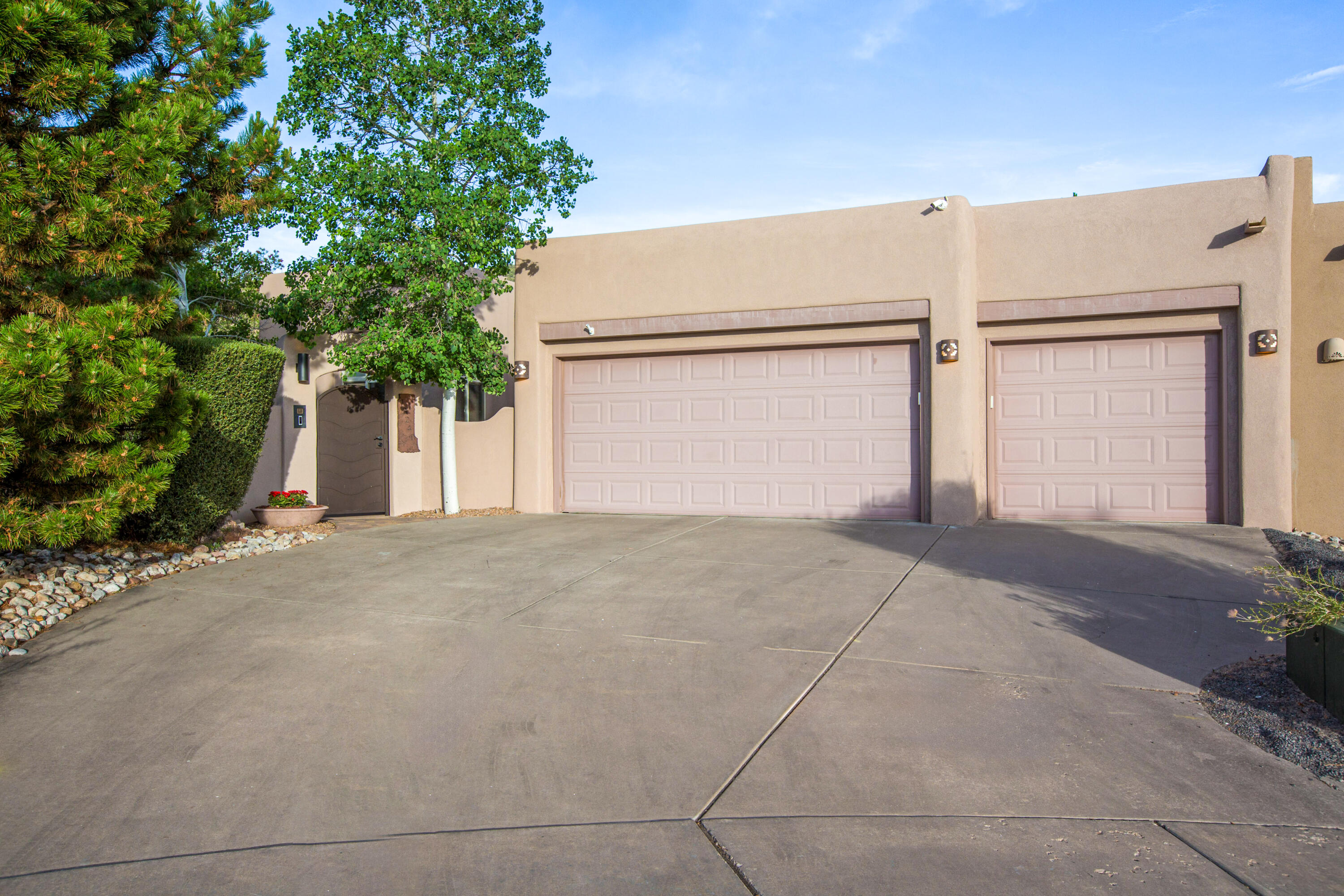 13240 Moondance Place NE