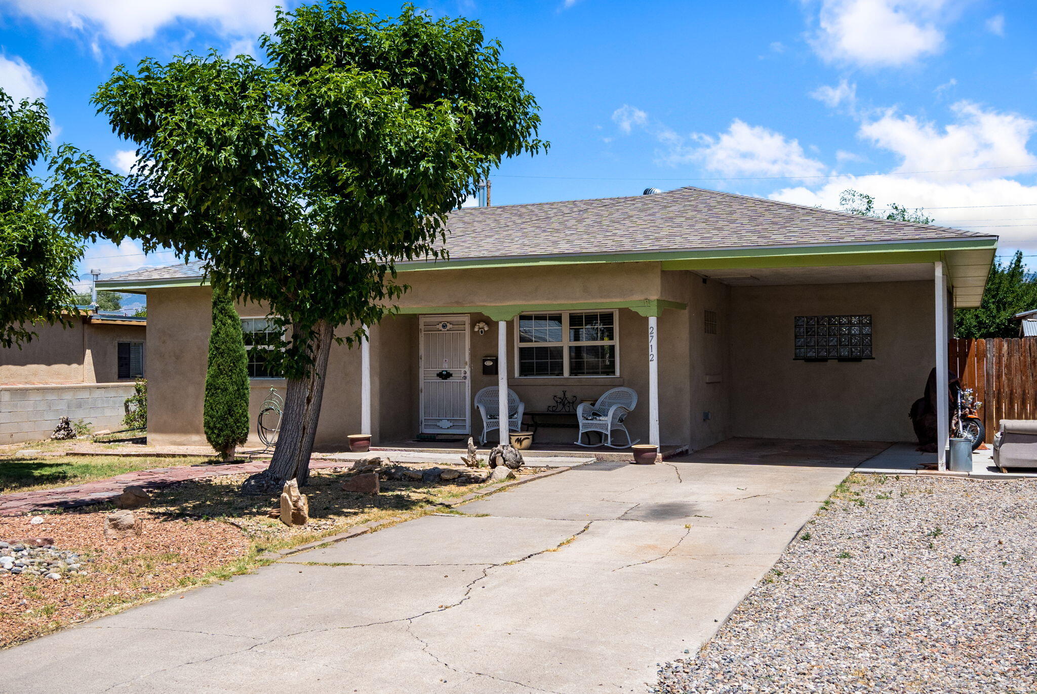 2712 Solano Drive NE